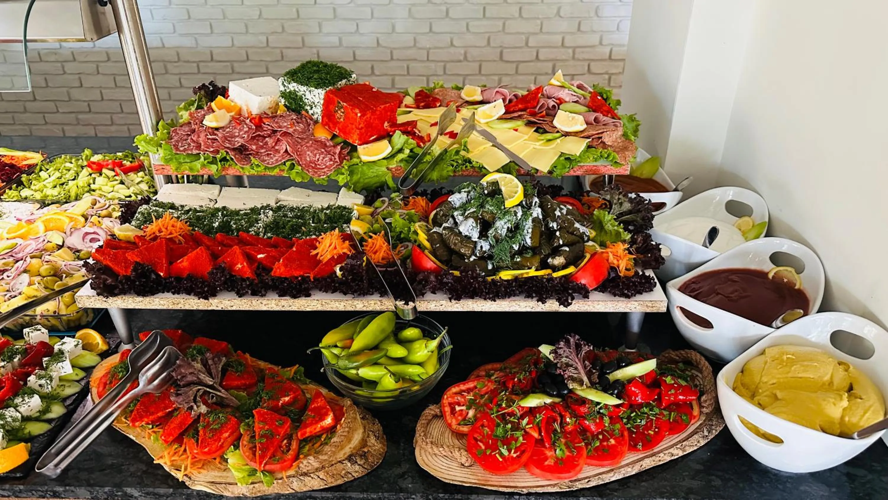 Dinner in Queen Nelly Park