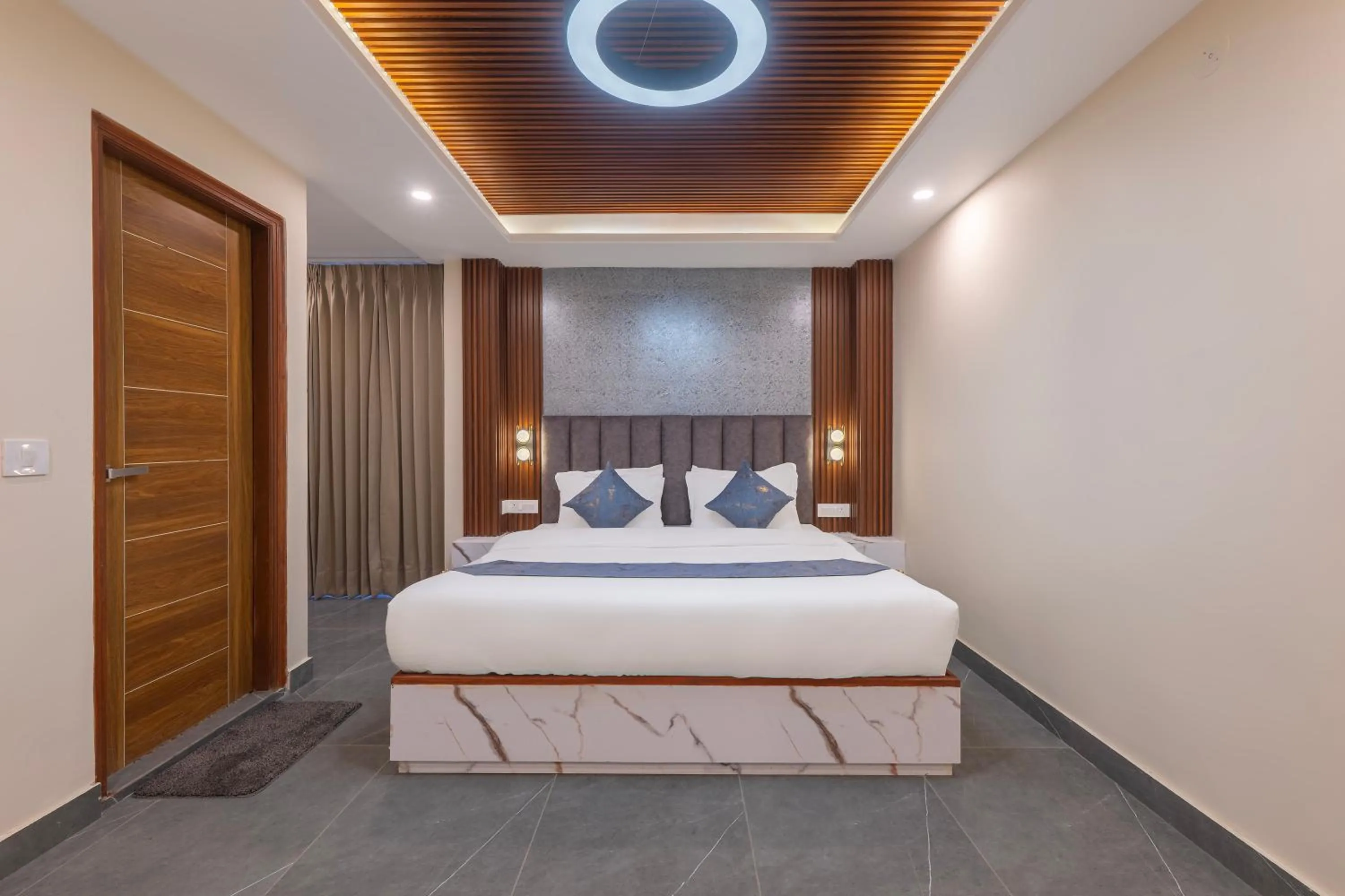 Bed in Snow Land Shimla