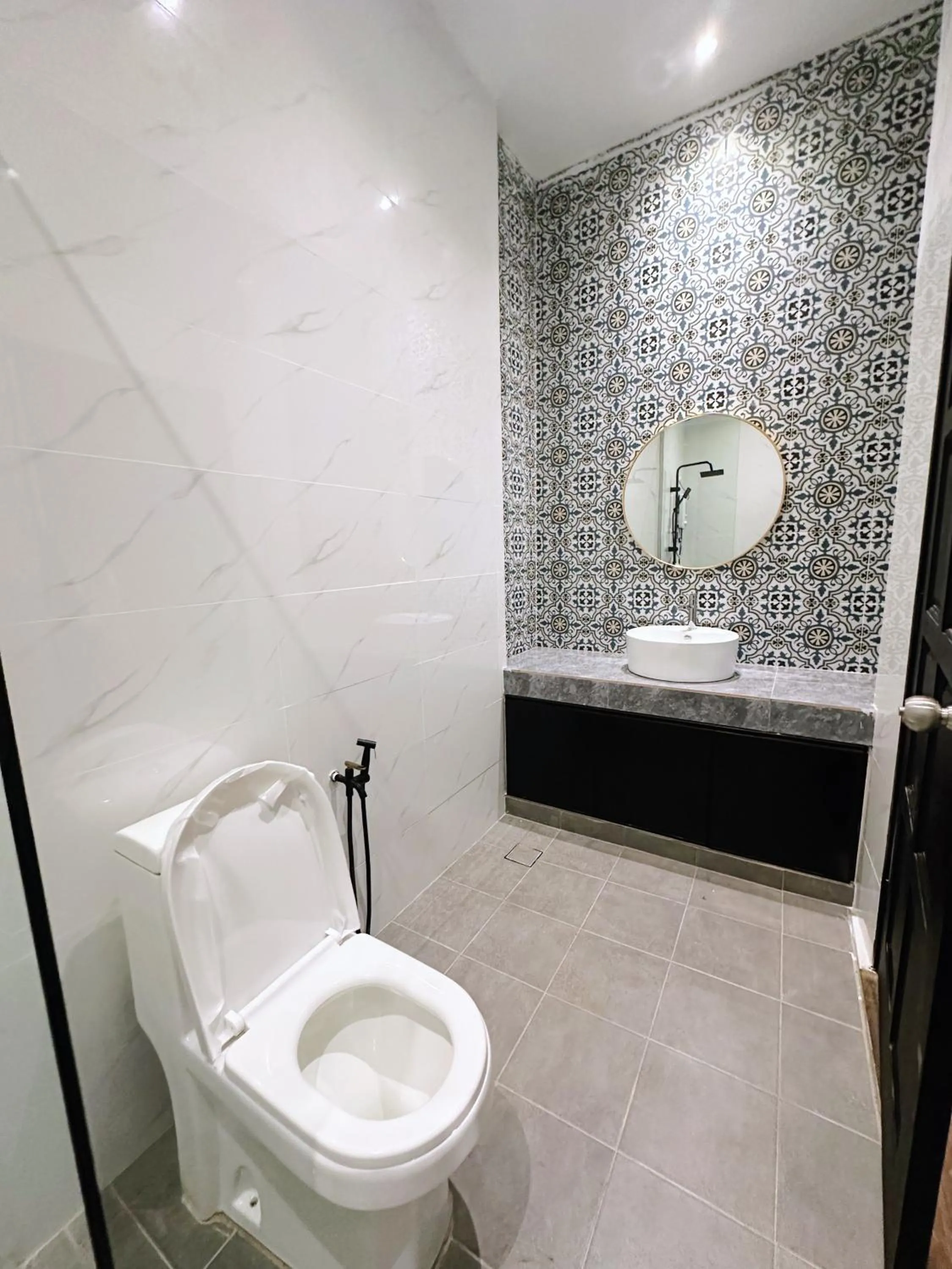 Melur Inn, Tok Jembal