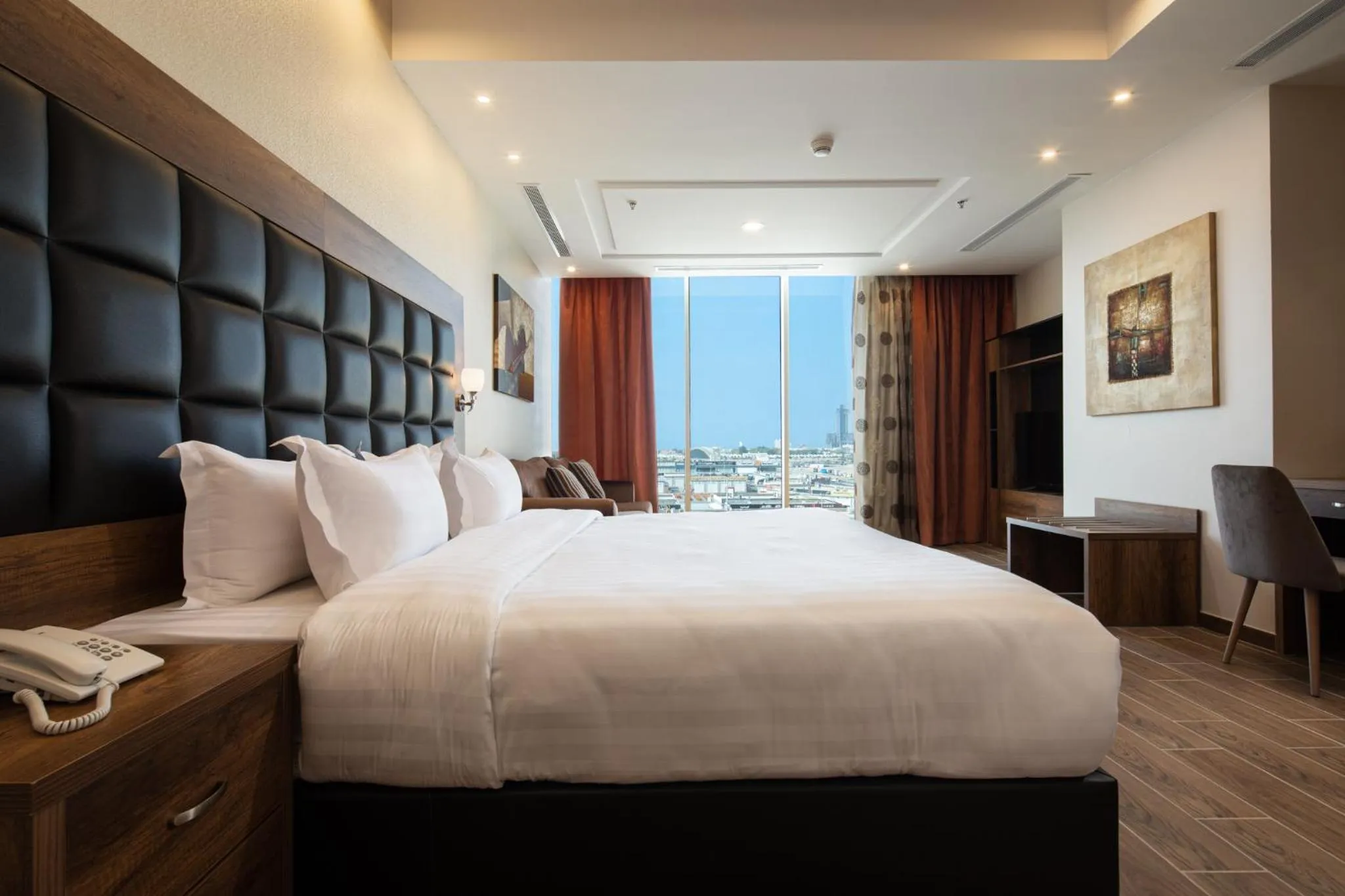 Photo of the whole room, Bed in Mirada Purple Zahra - Serviced Apartments