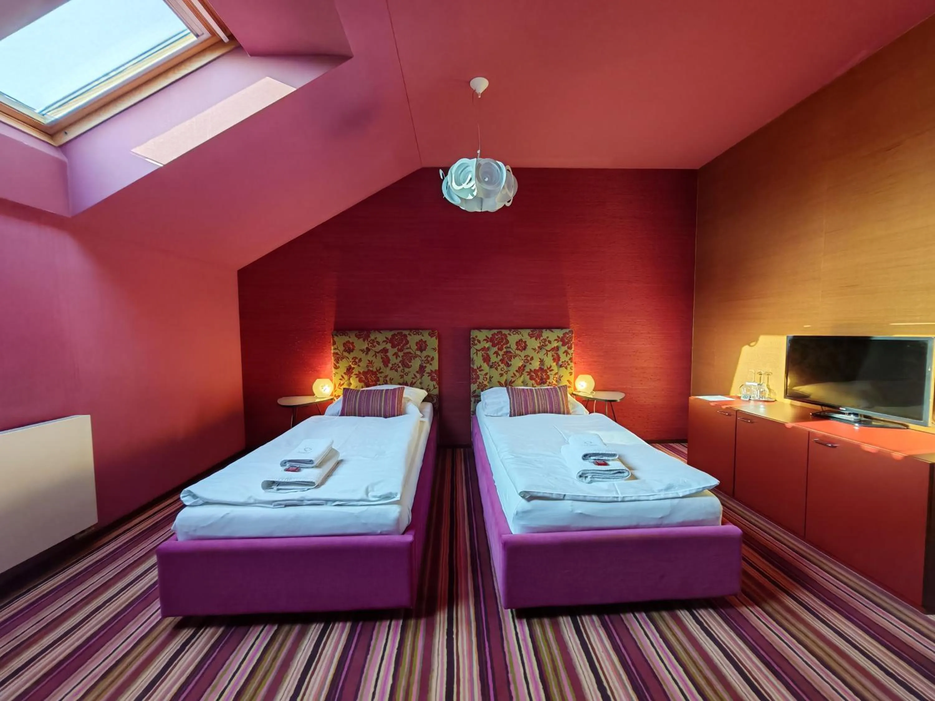 Photo of the whole room, Bed in Hotel Rajská zahrada