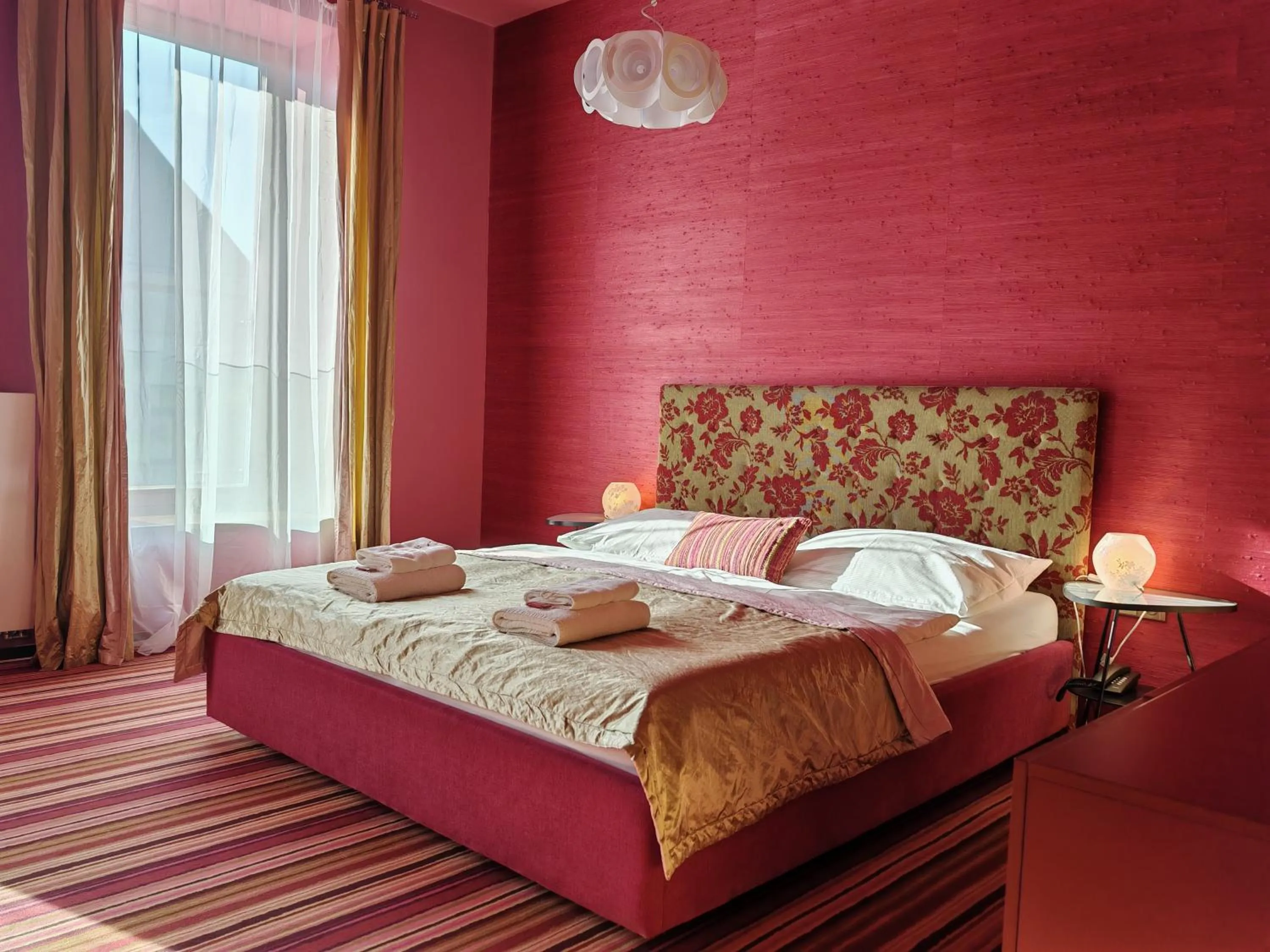 Bed in Hotel Rajská zahrada