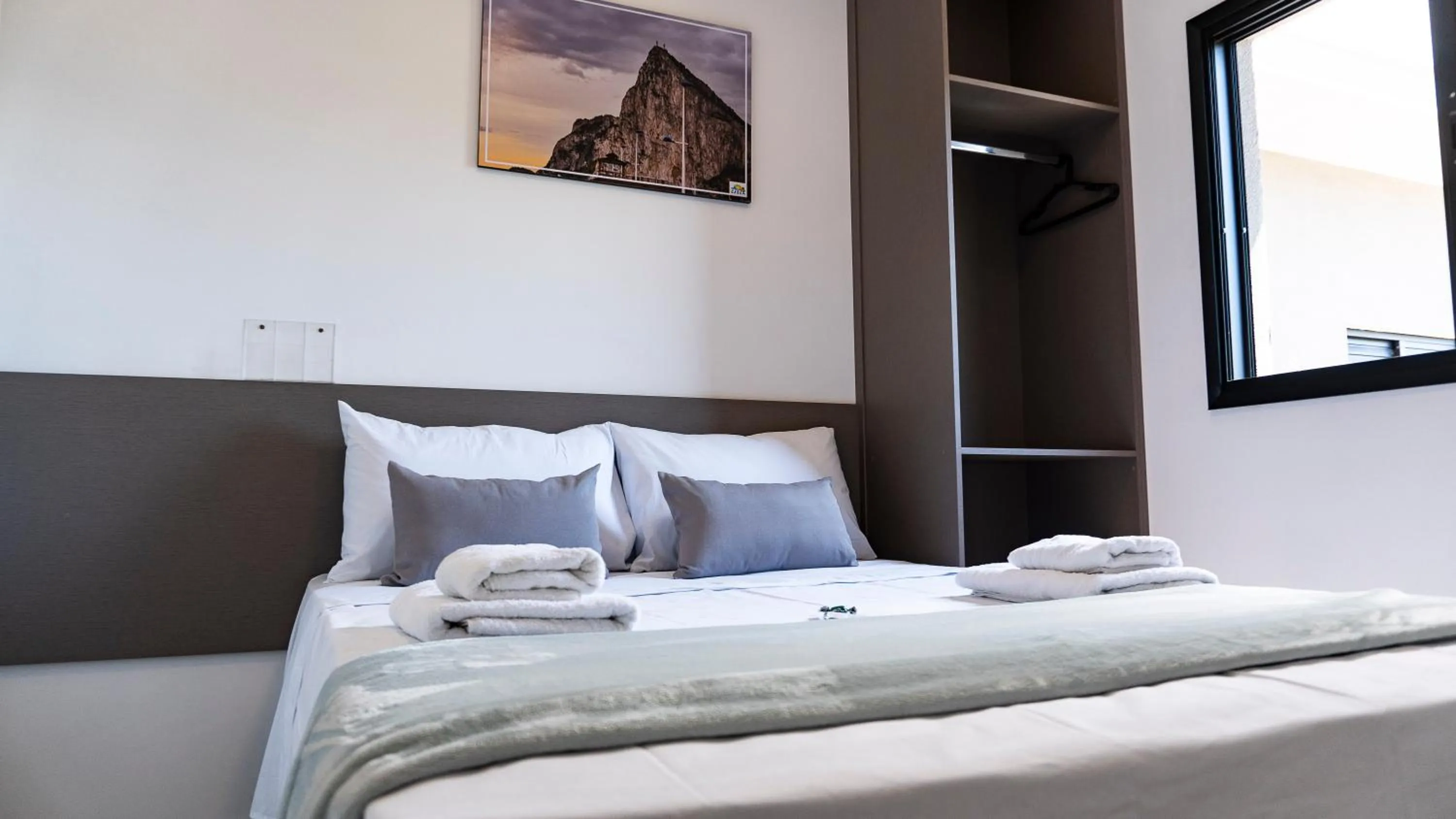 View (from property/room), Bed in Pousada Cadiz - Piscina Climatizada