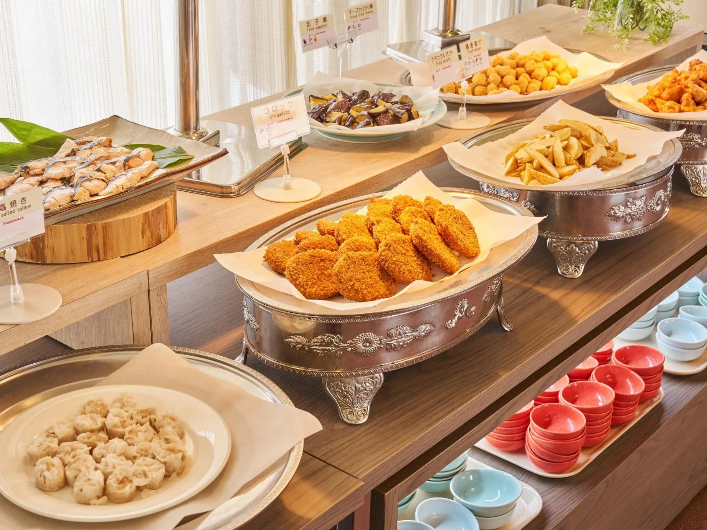 Buffet breakfast in Hotel Silk Inn Madarao