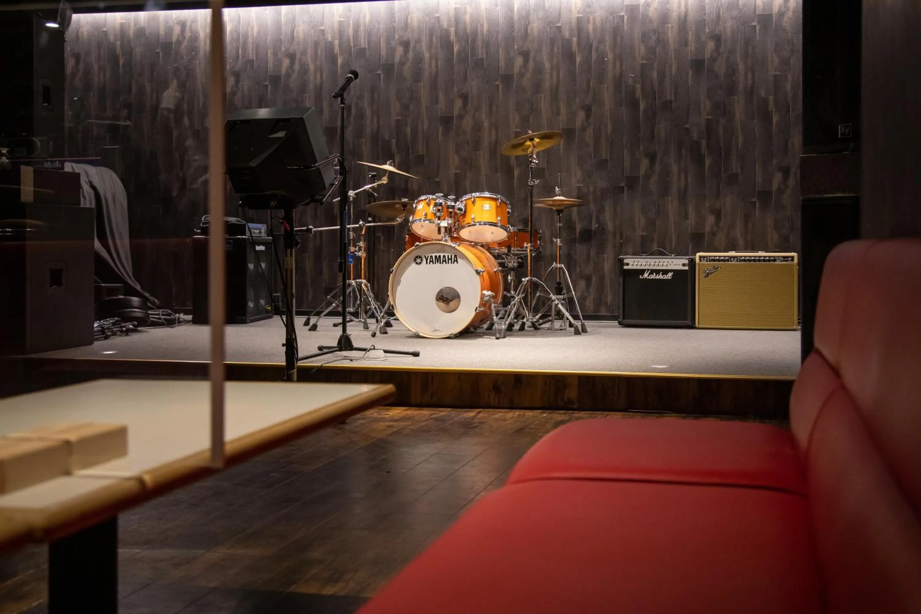 Karaoke in Hotel Silk Inn Madarao