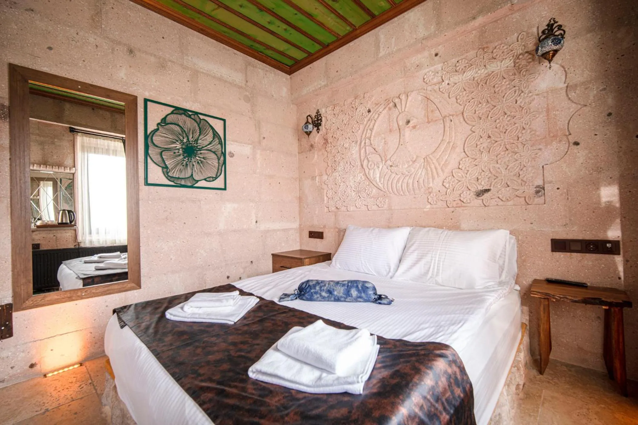 Bed in Deluna Cappadocia