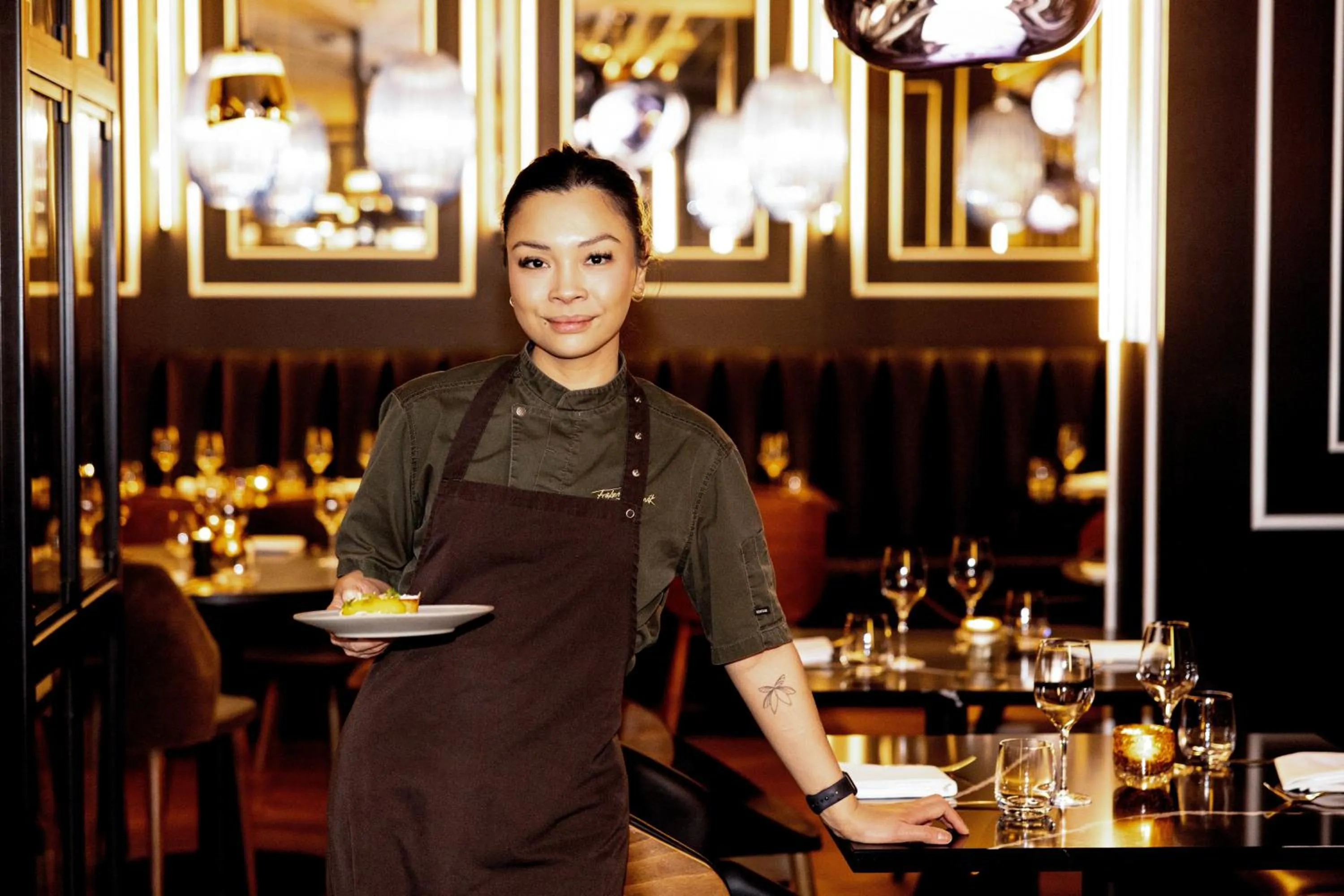 Restaurant/places to eat in Hotel Reykjavík Saga