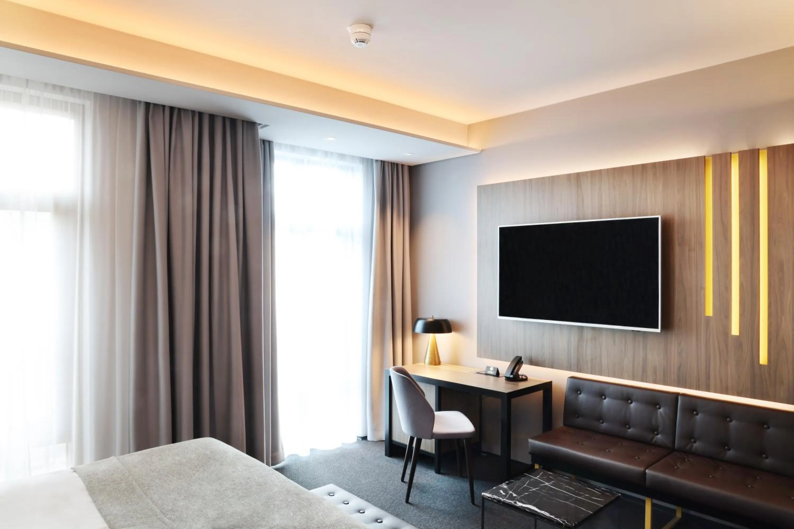 Bed in Hotel Reykjavík Saga