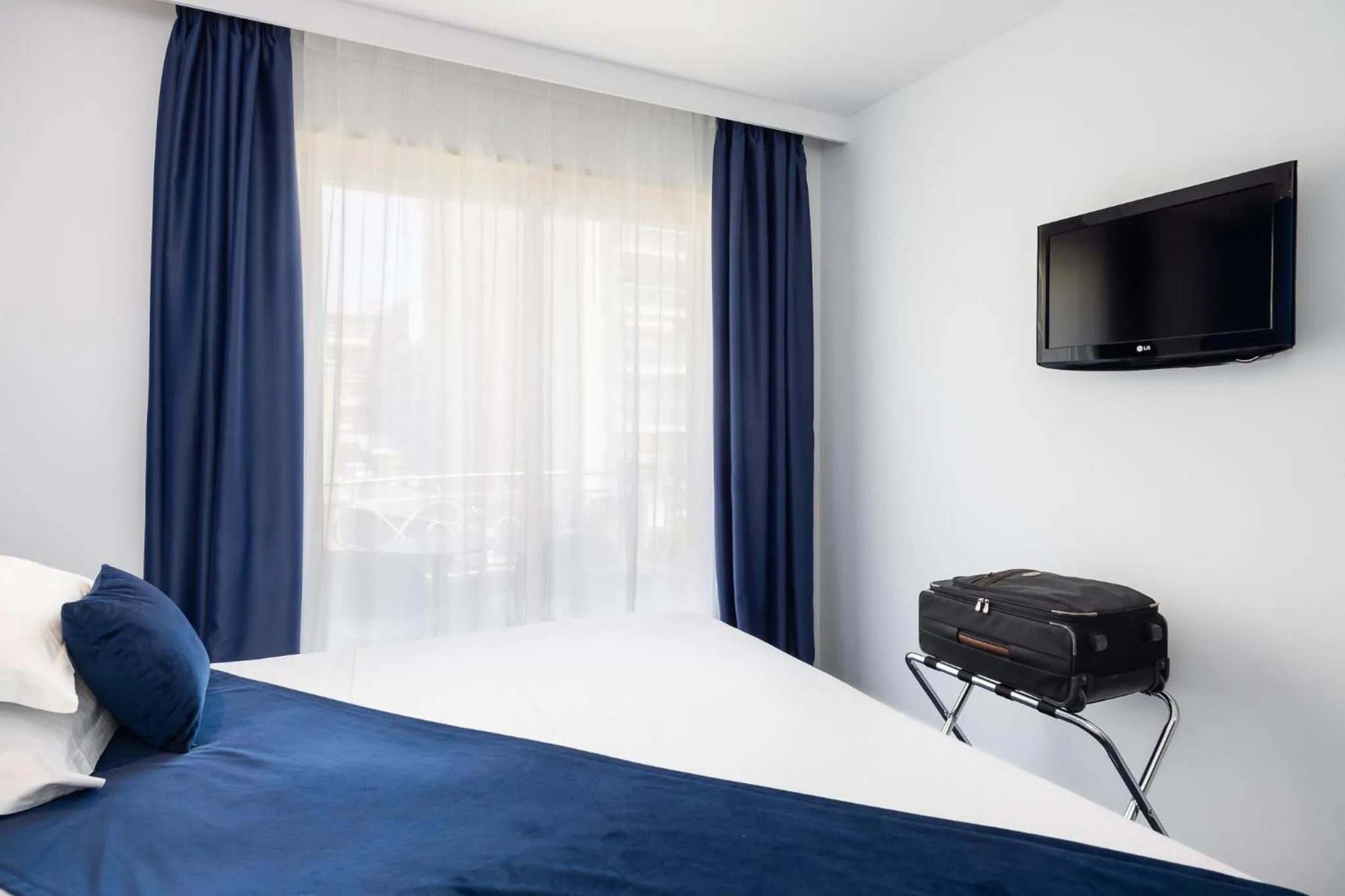 Bed in Hotel Royalmar - Nouveau propriétaire