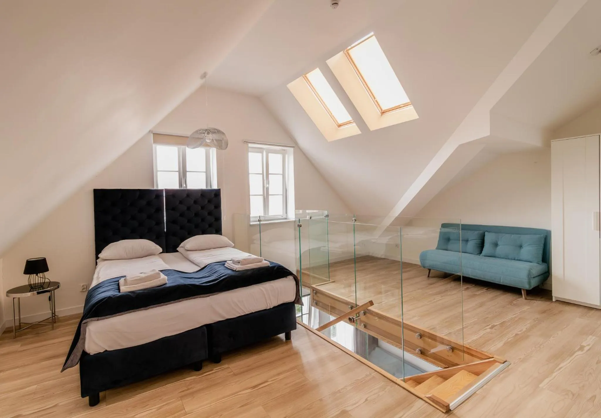 Bed in Baltic Gdańsk OLD TOWN by St Mary s Church