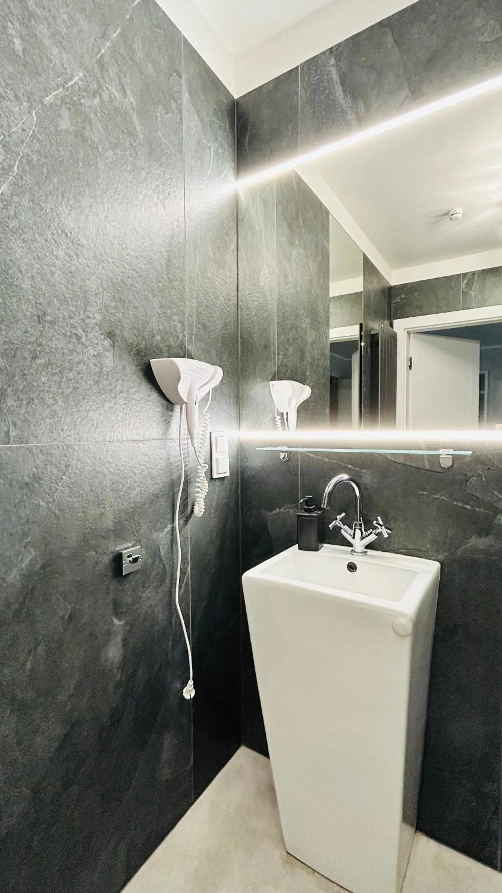 Shower in Baltic Gdańsk OLD TOWN by St Mary s Church