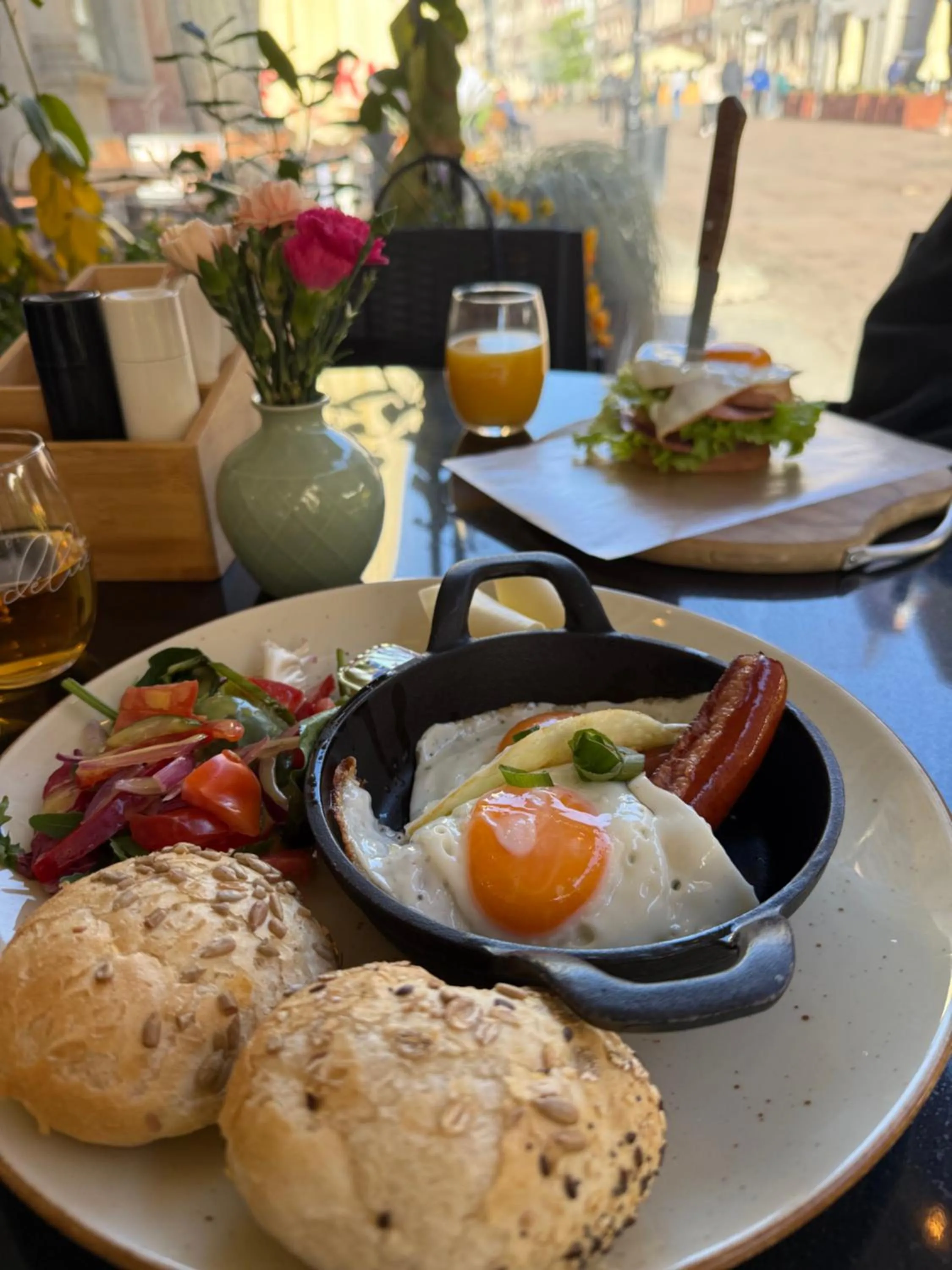 Winter in Baltic Gdańsk OLD TOWN by St Mary s Church