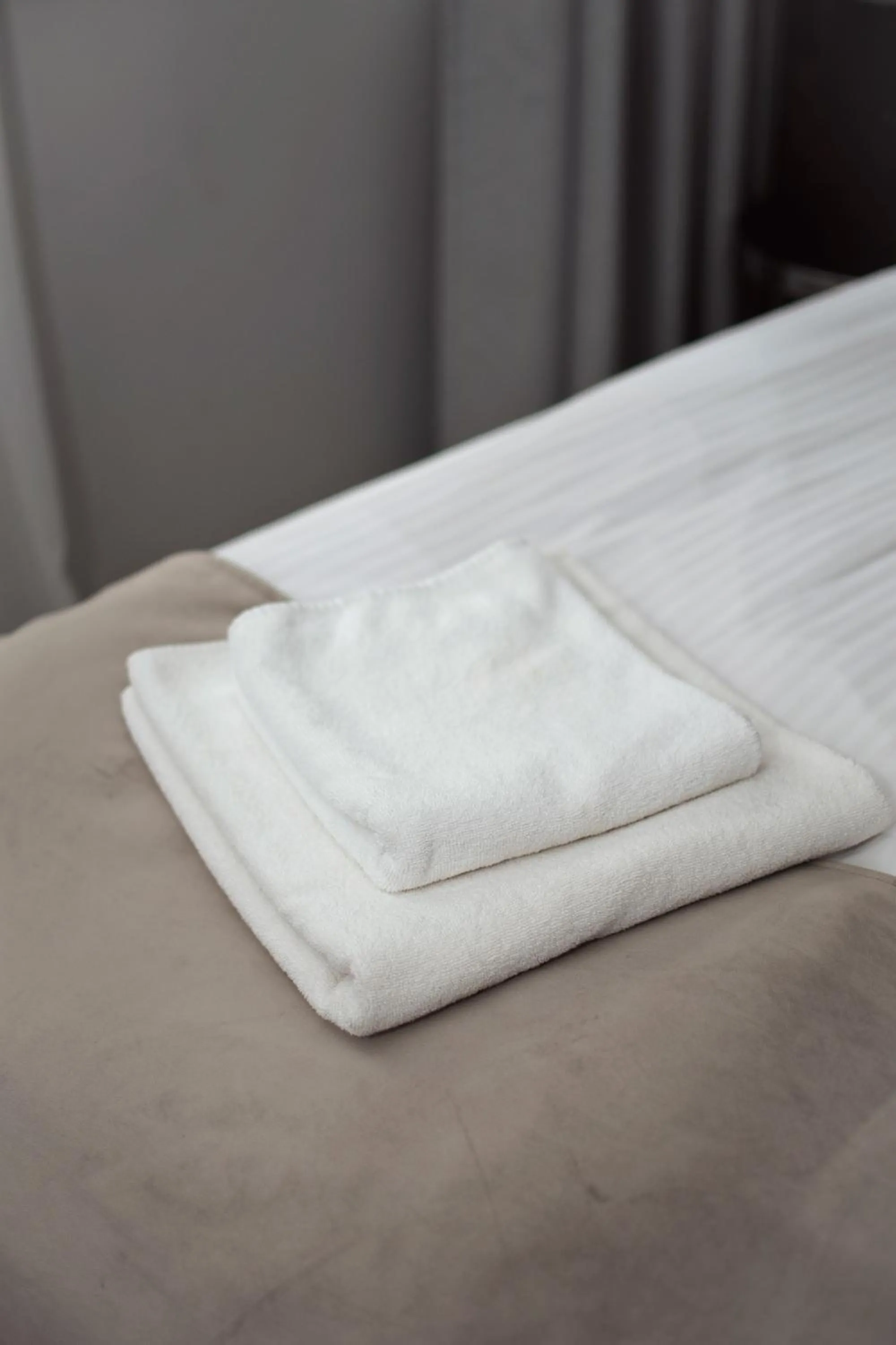 Bed in Baltic Gdańsk OLD TOWN by St Mary s Church