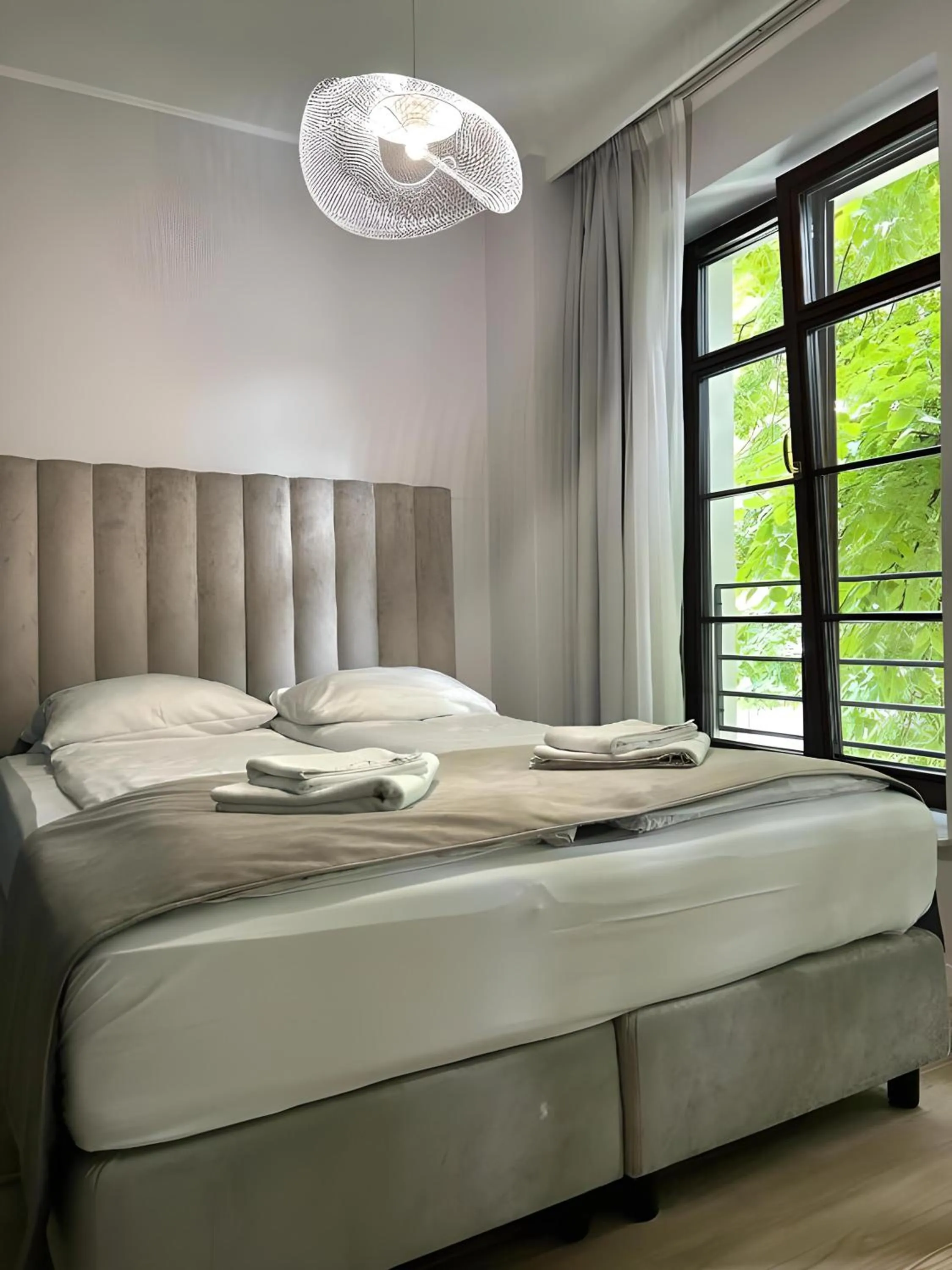 Bed in Baltic Gdańsk OLD TOWN by St Mary s Church