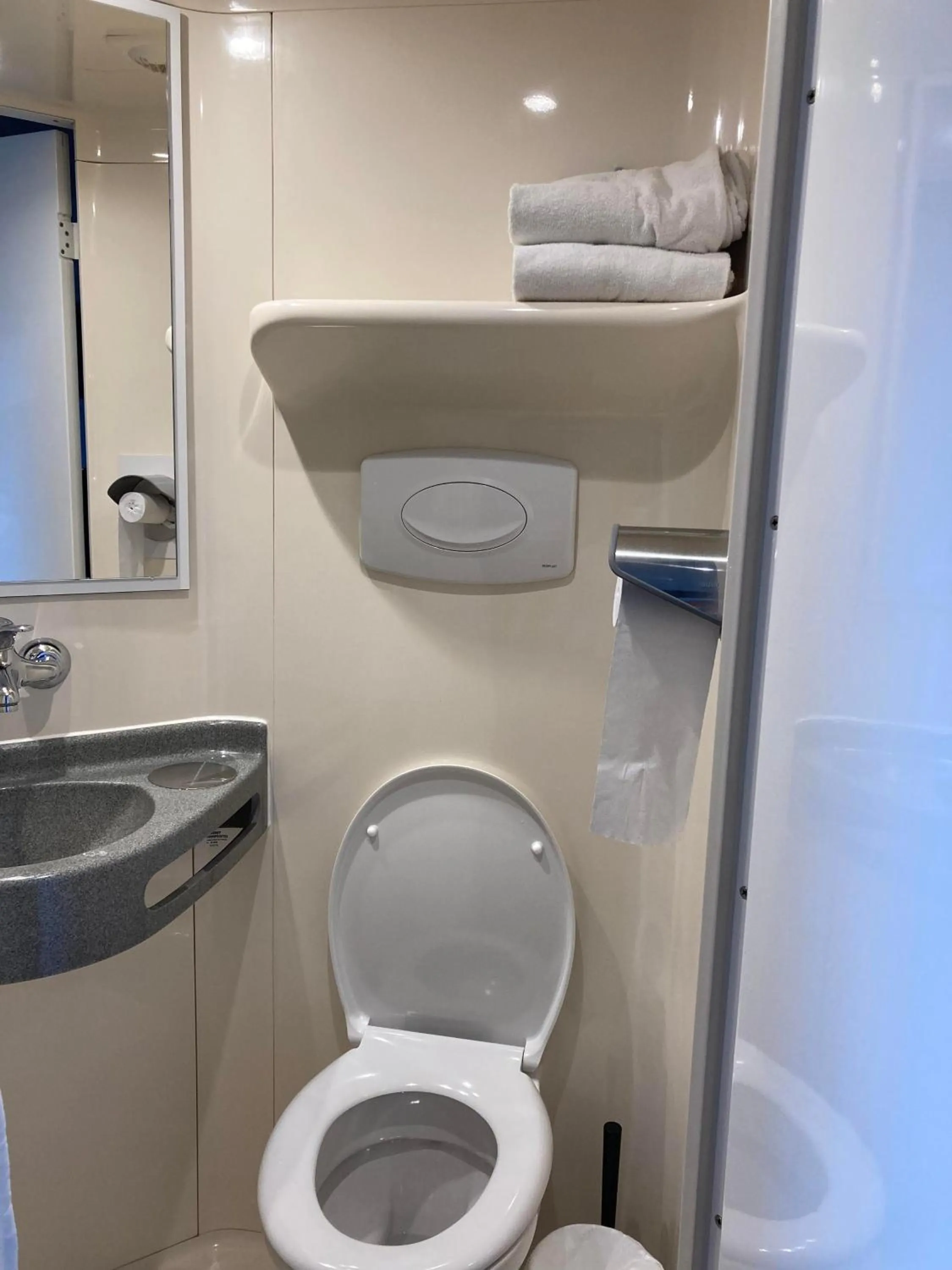 Toilet in Mister Bed Lomme