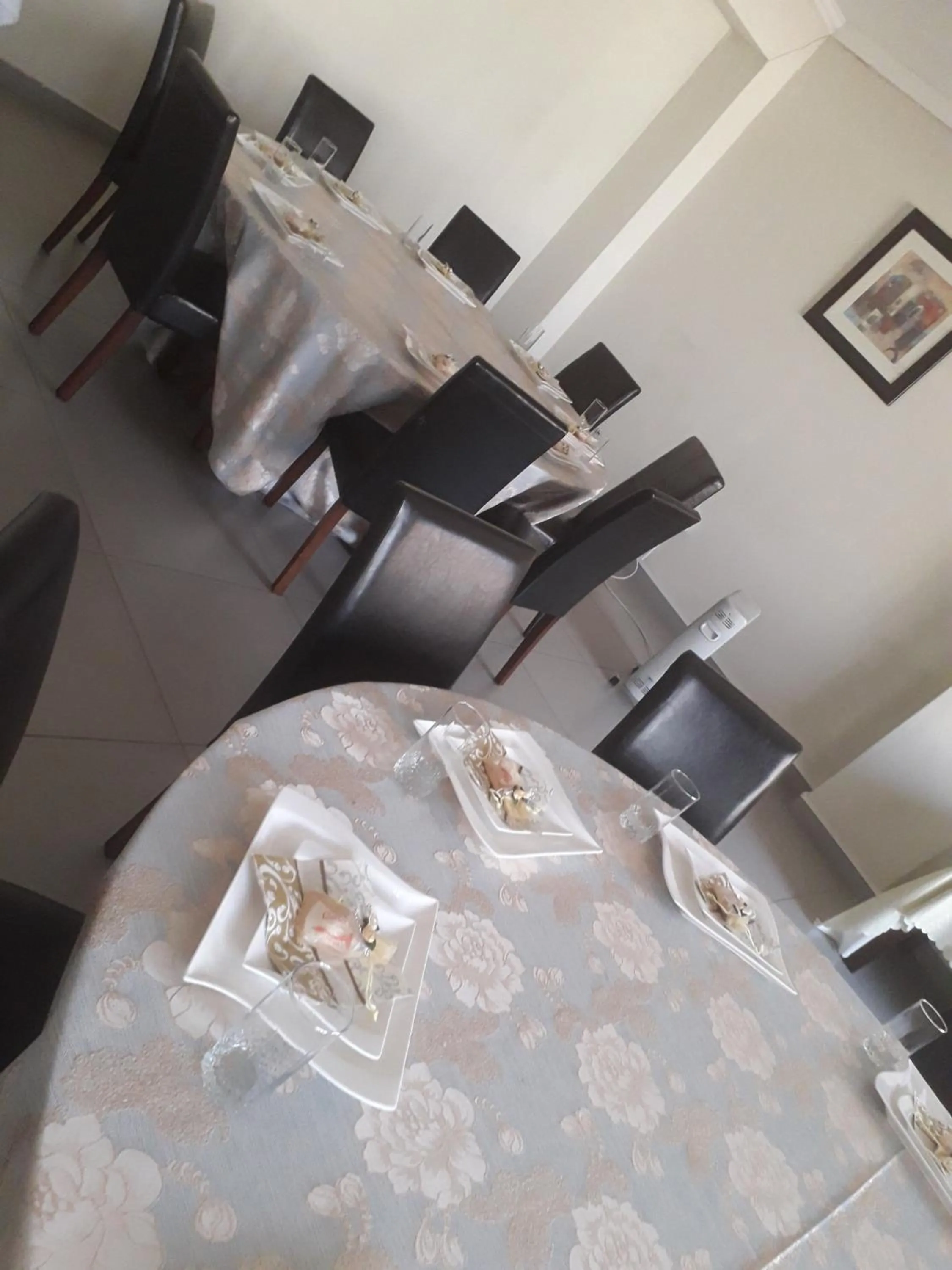 Dining area in Ikaze Guest House