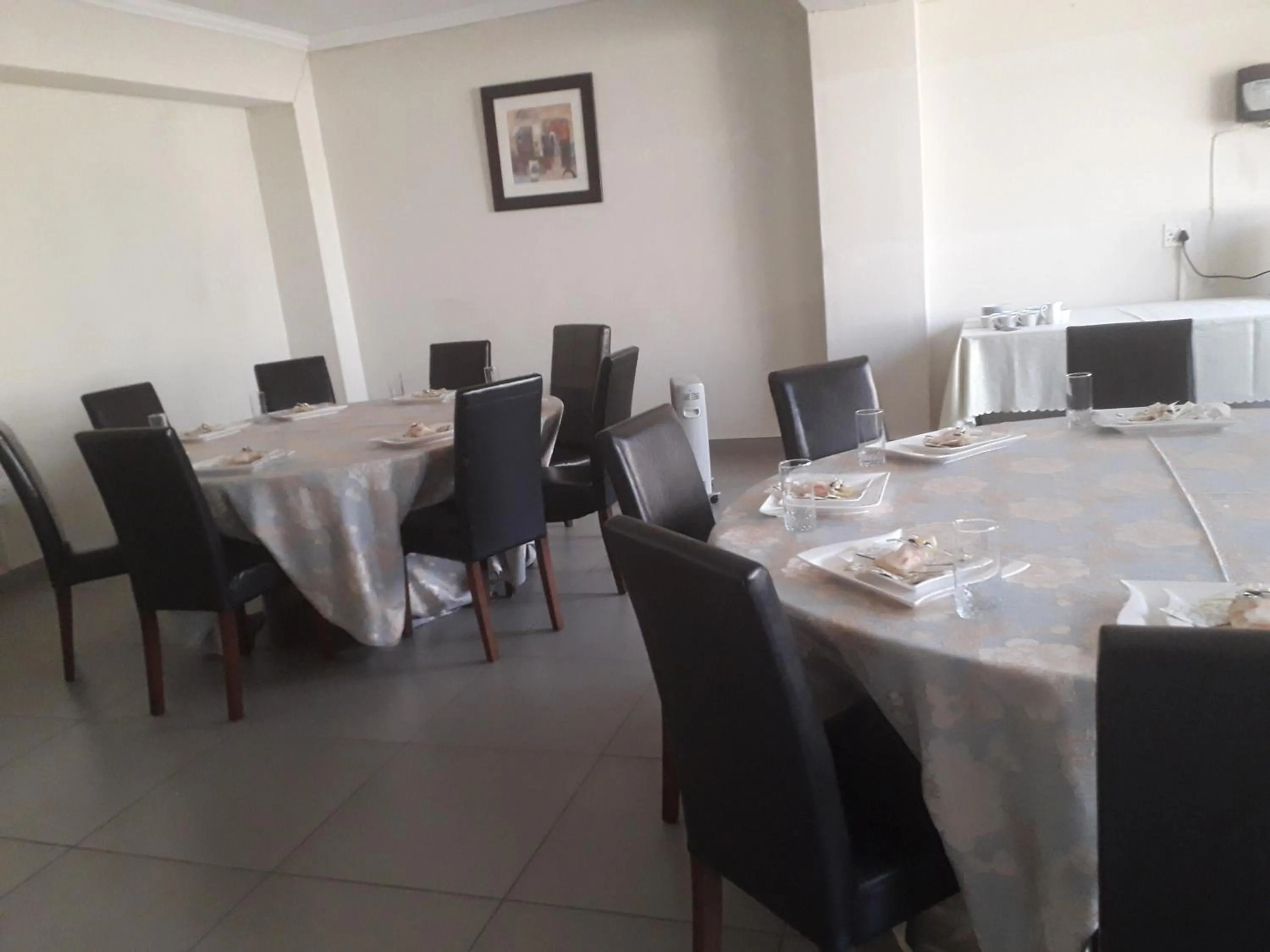 Meeting/conference room in Ikaze Guest House