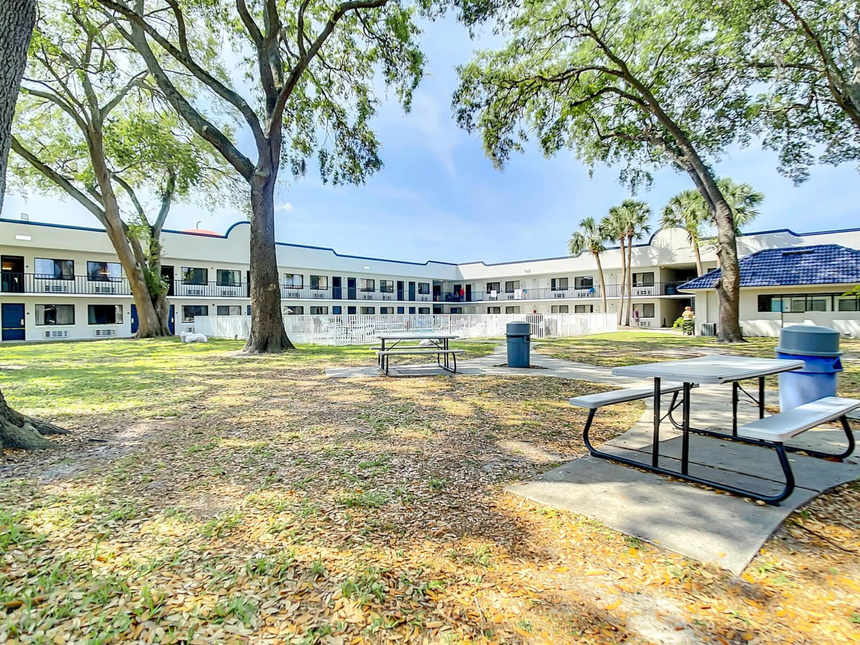 Inner courtyard view in Stayable Kissimmee West