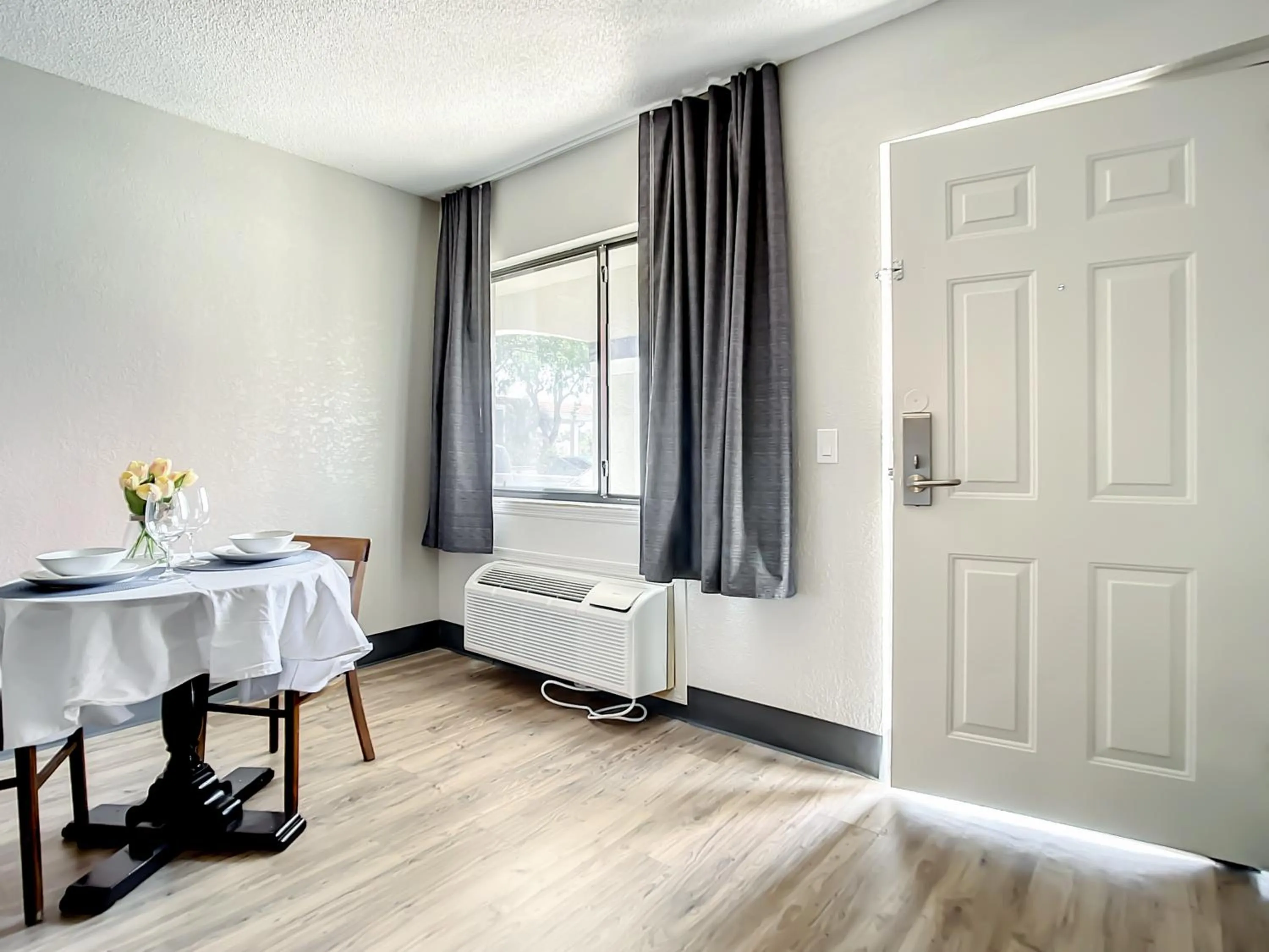 Dining area, Bed in Stayable Kissimmee West