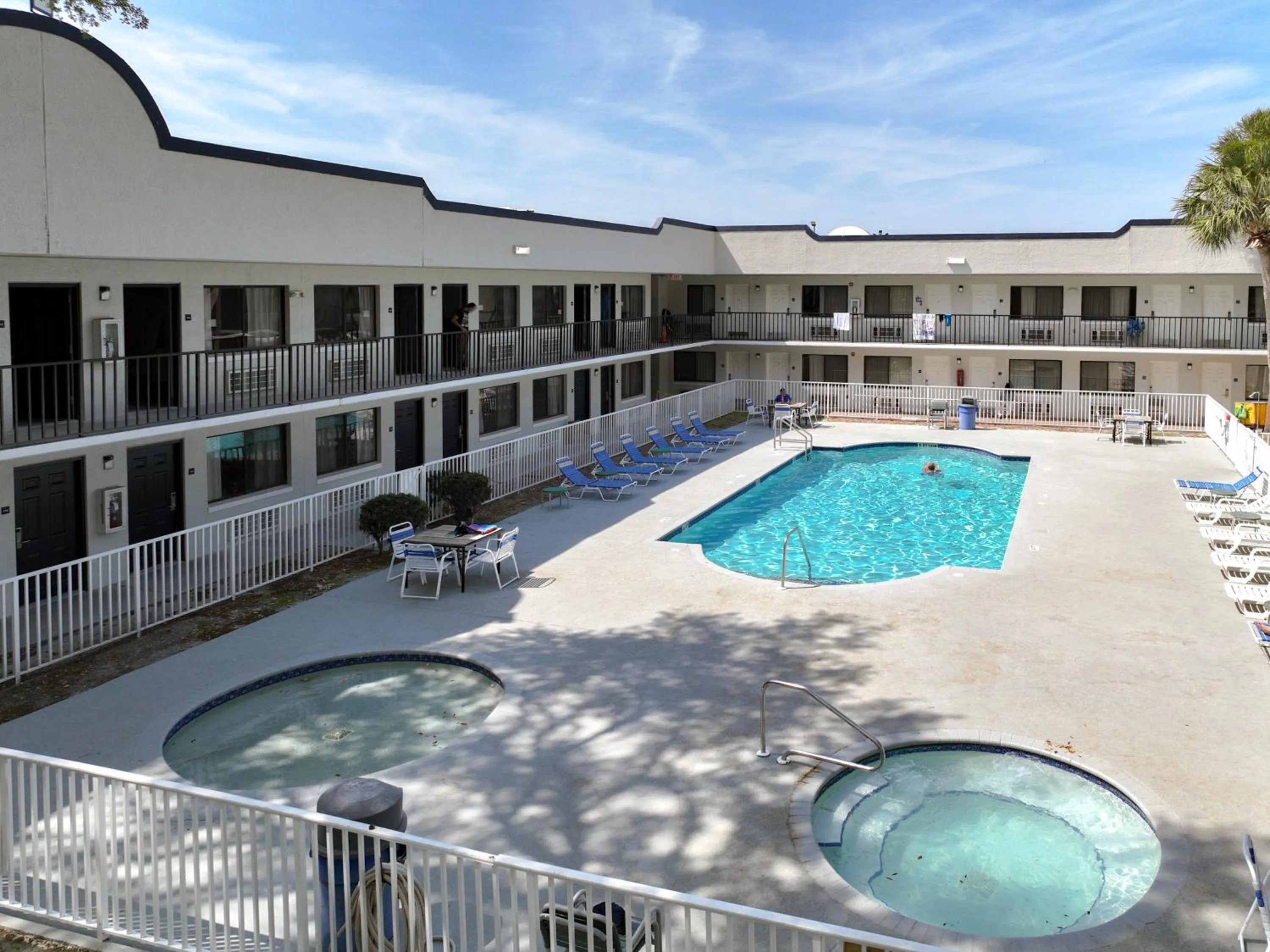 Swimming pool in Stayable Kissimmee West
