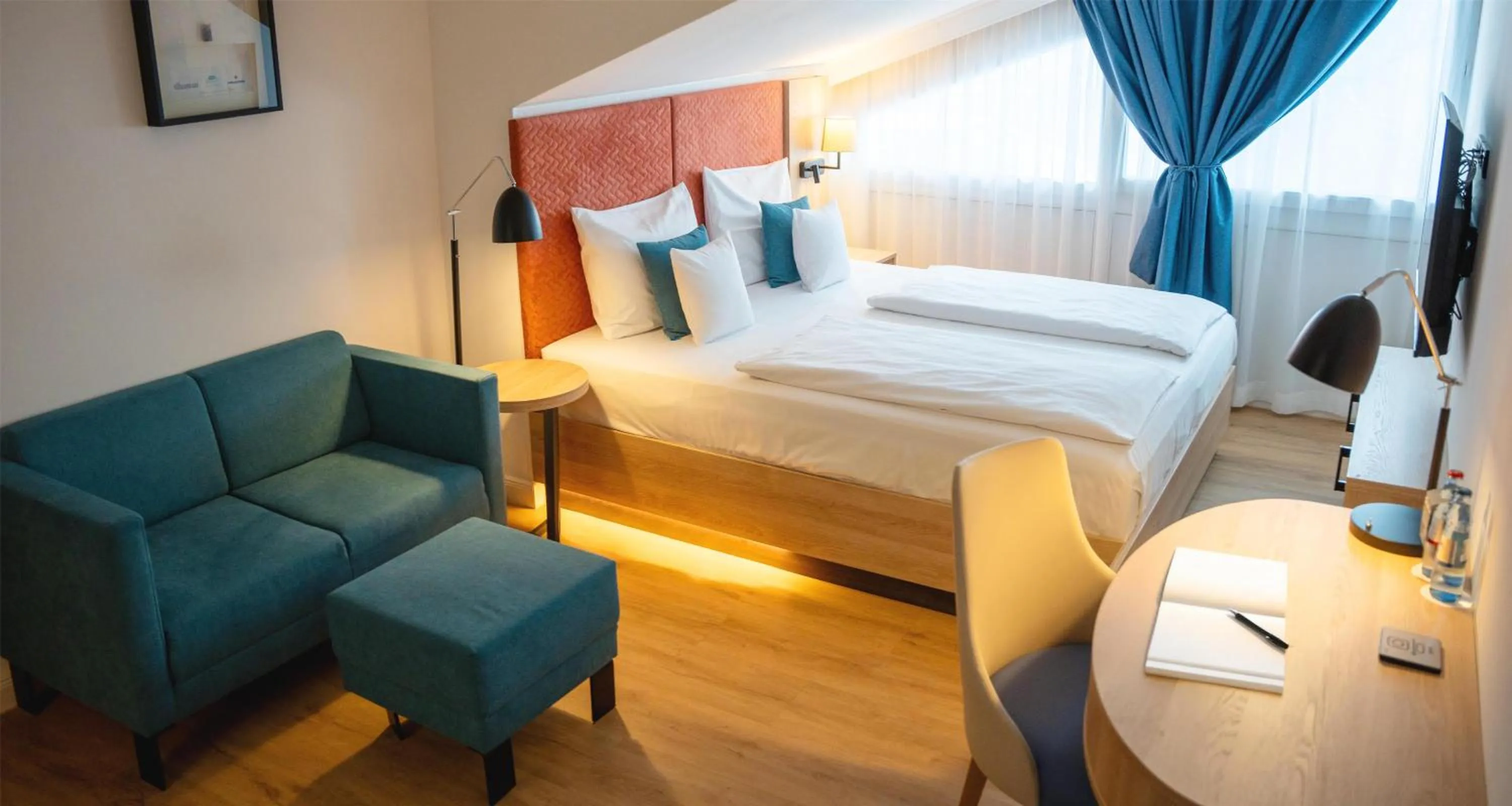 Bedroom, Bed in Best Western Premier Seehotel Krautkrämer