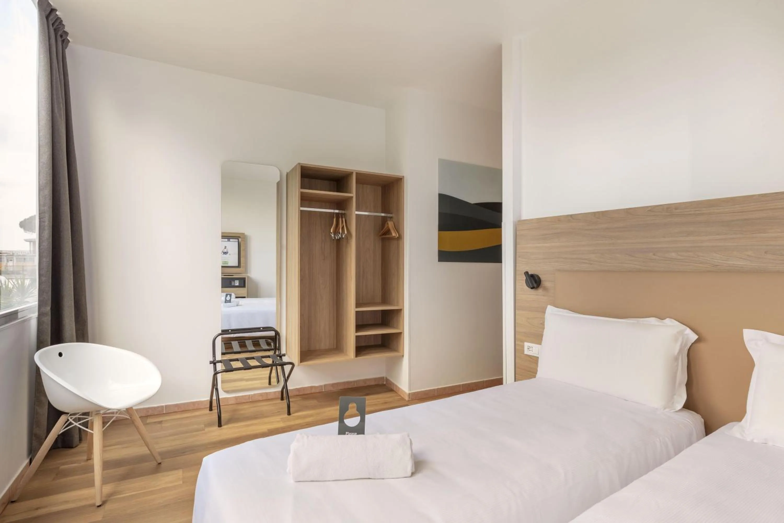 Photo of the whole room, Bed in B&B Hotel Pomezia Roma