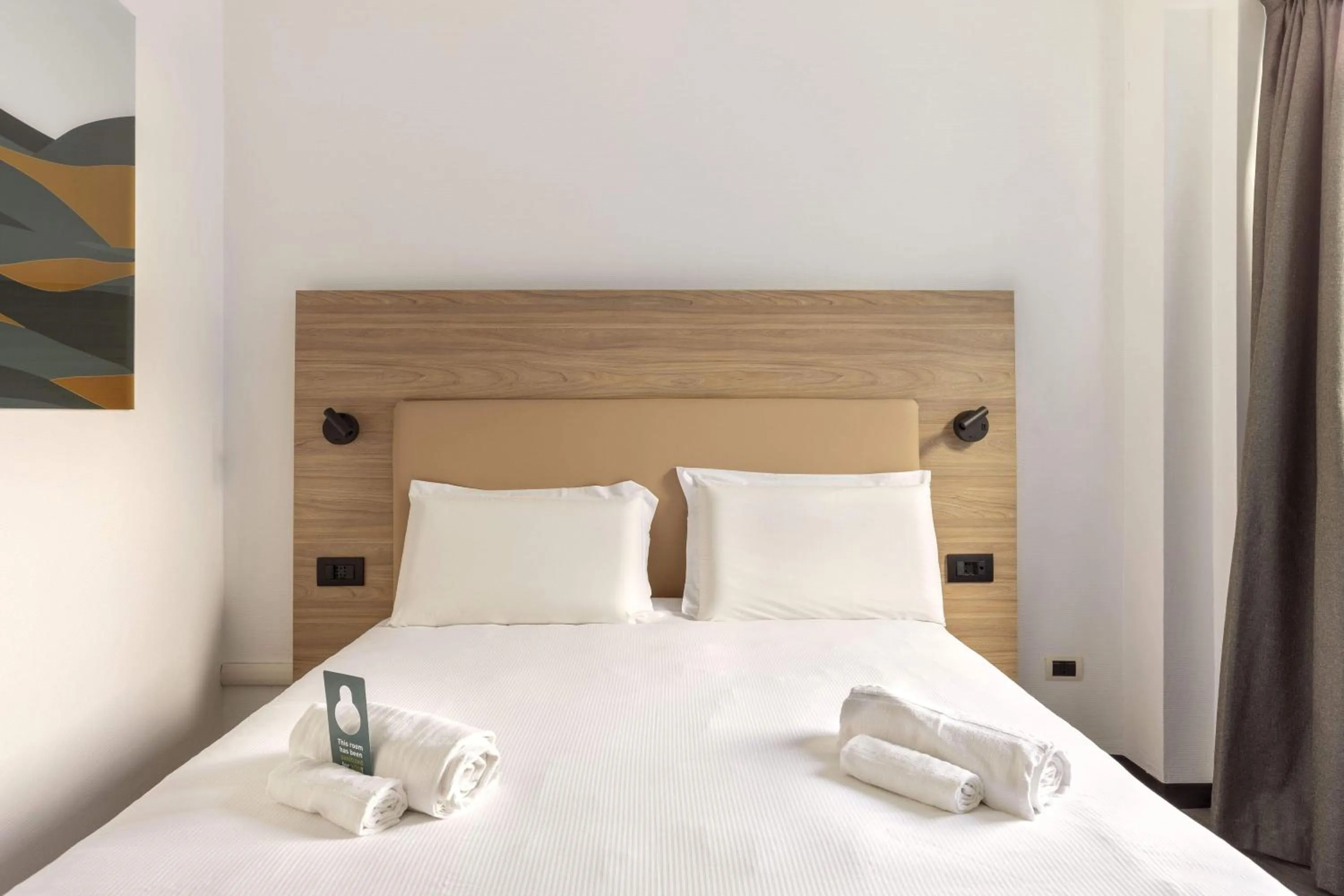 Photo of the whole room, Bed in B&B Hotel Pomezia Roma