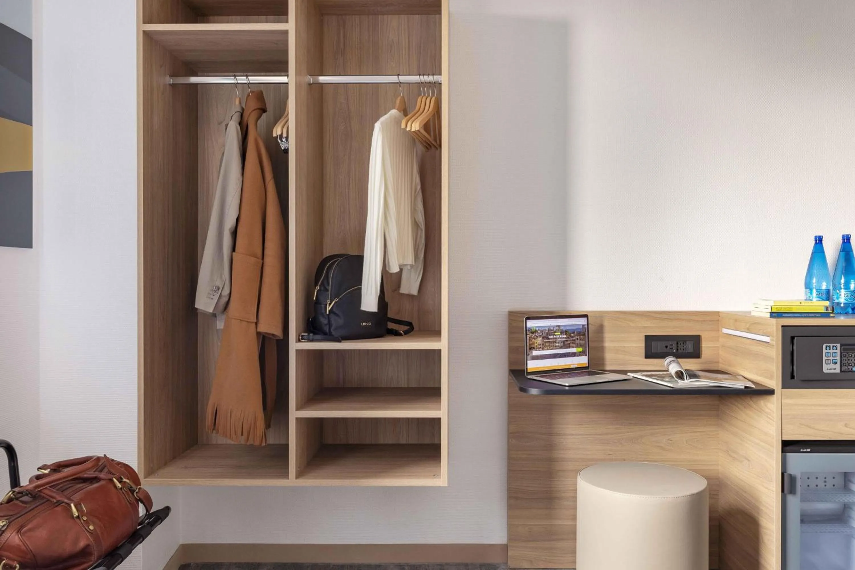 Photo of the whole room in B&B Hotel Pomezia Roma