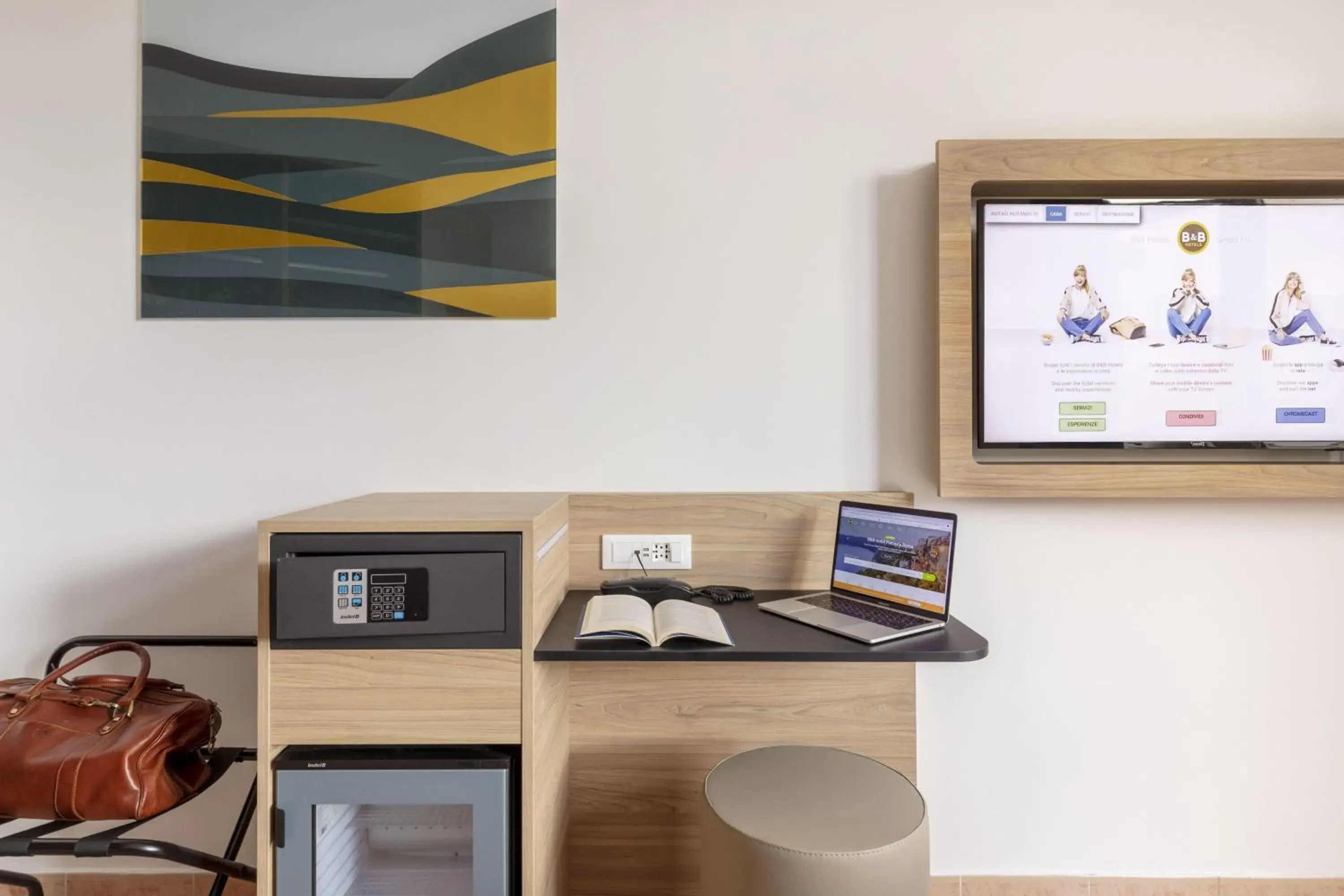 Single Room - single occupancy - Disability Access in B&B Hotel Pomezia Roma Single Room - single occupancy - Disability Access in B&B Hotel Pomezia Roma