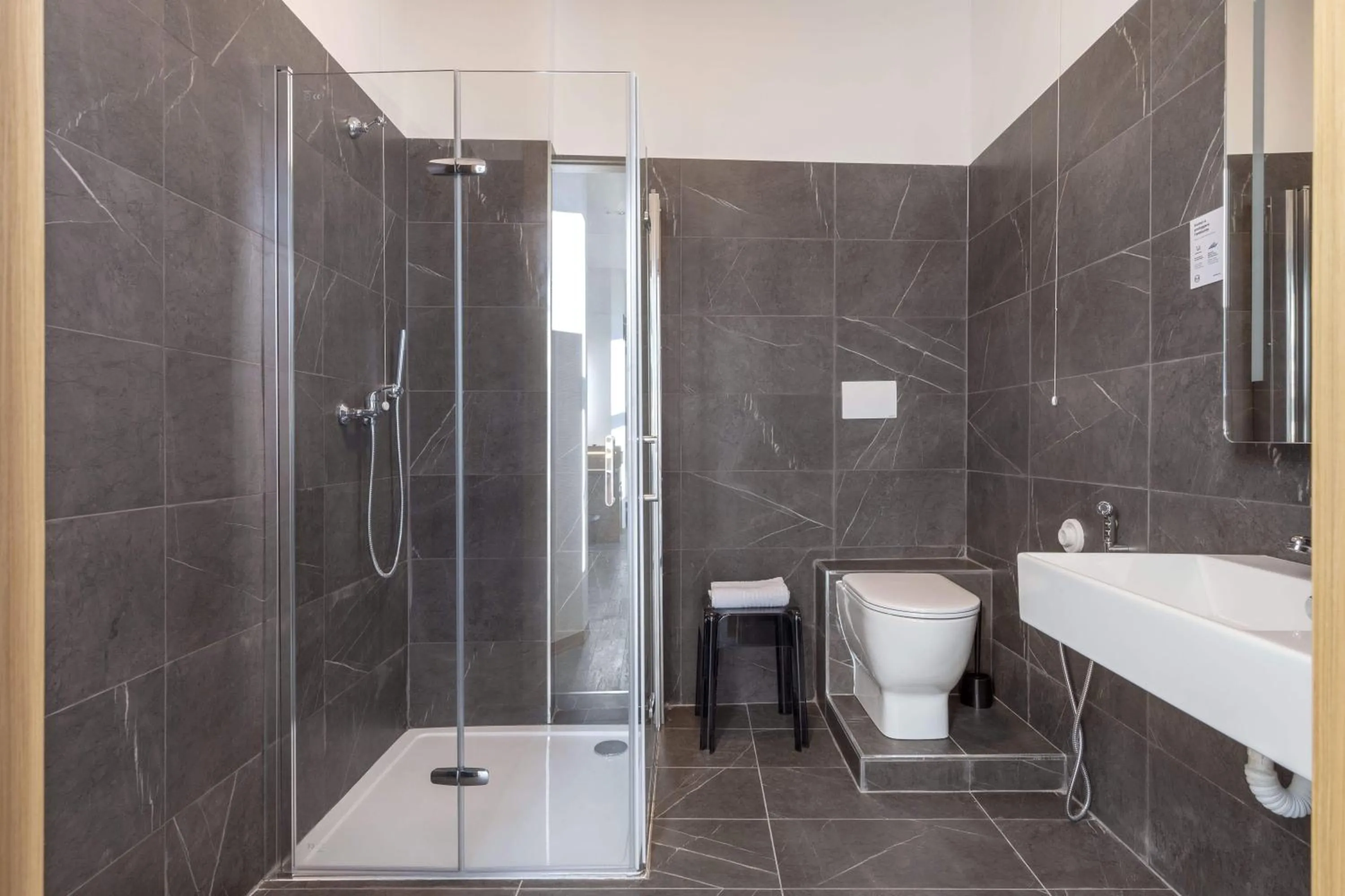 Photo of the whole room in B&B Hotel Pomezia Roma