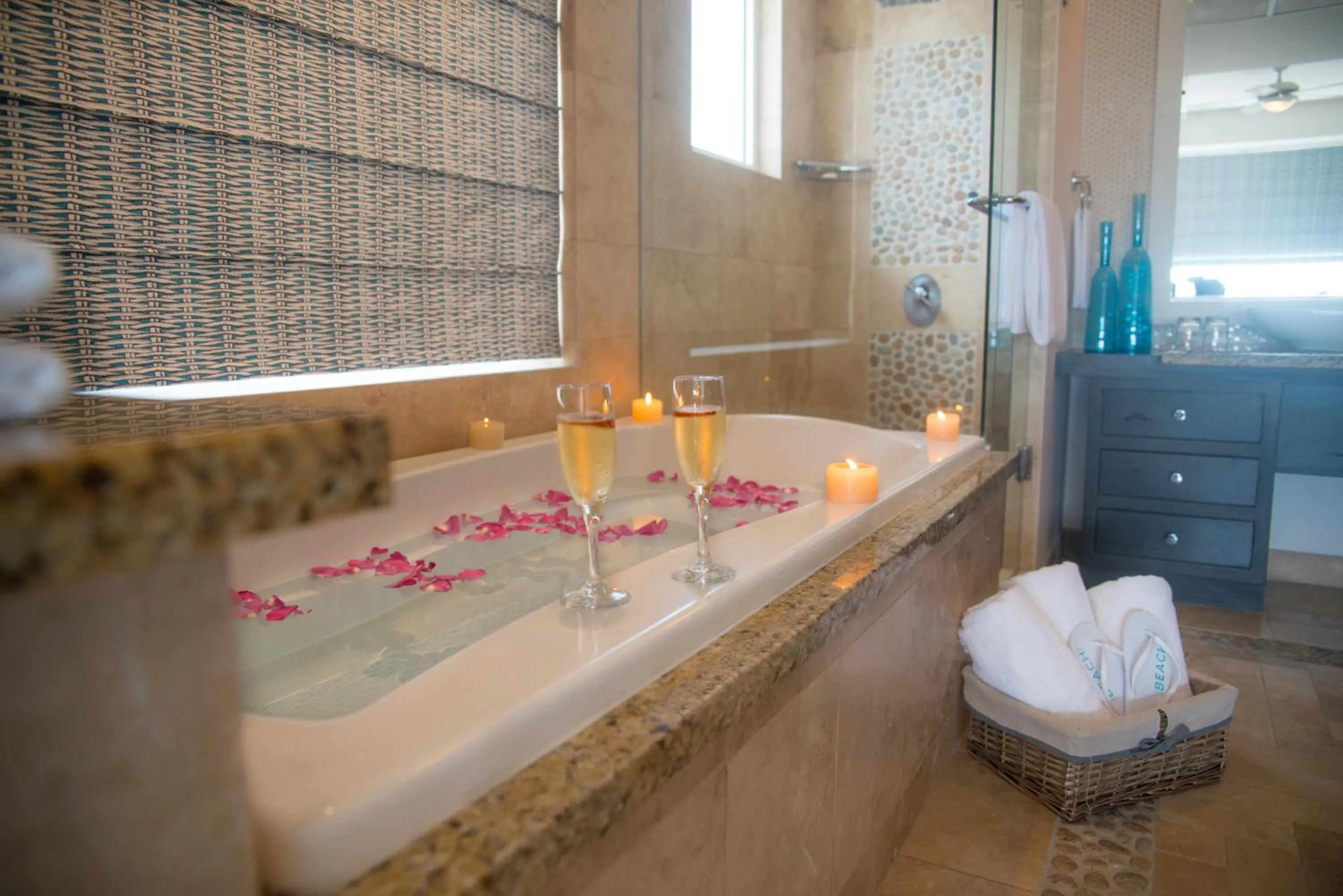 Bathroom in Corazón Cabo, a Noble House Resort