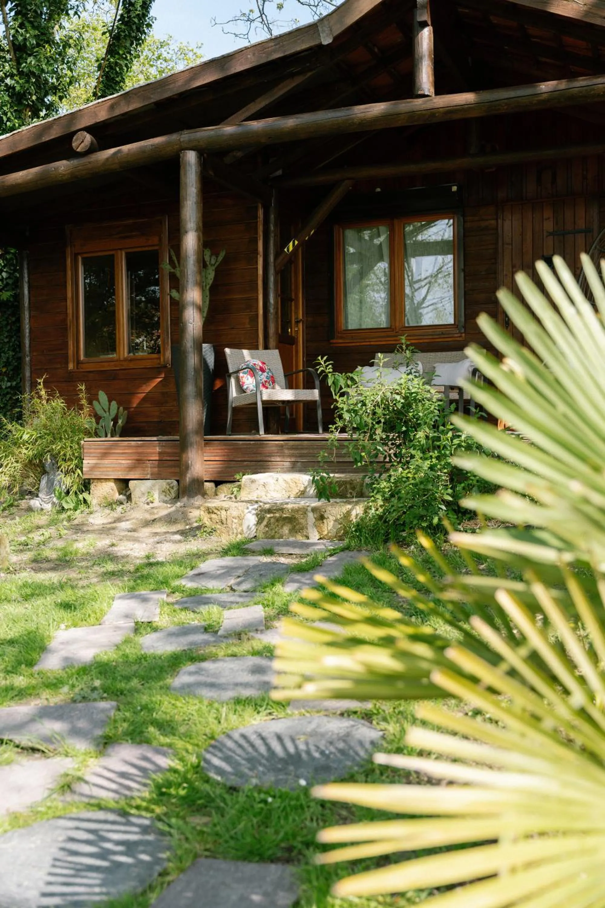 Patio in Les Glycines de Monchy- Chambres d'hôtes