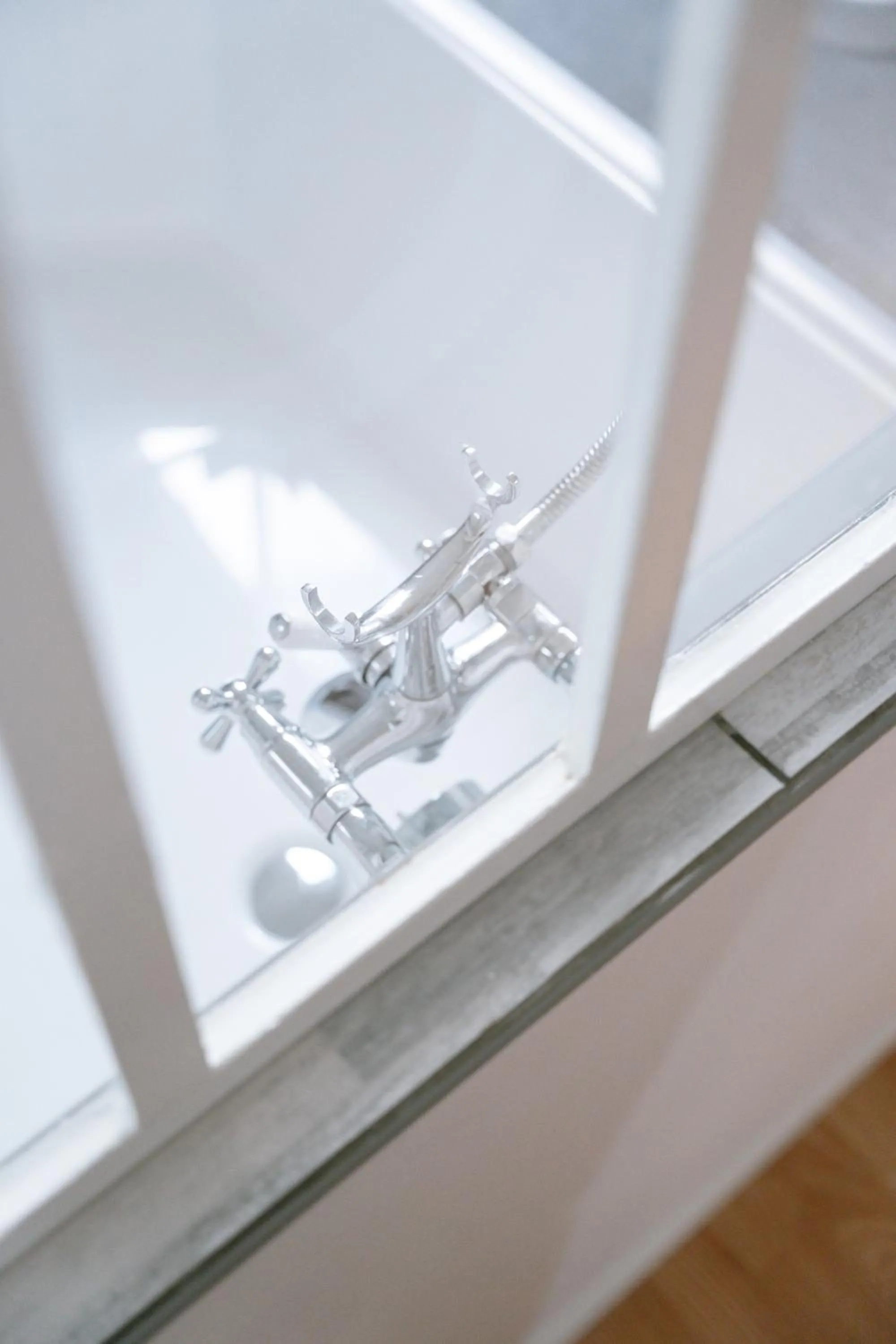 Shower in Les Glycines de Monchy- Chambres d'hôtes