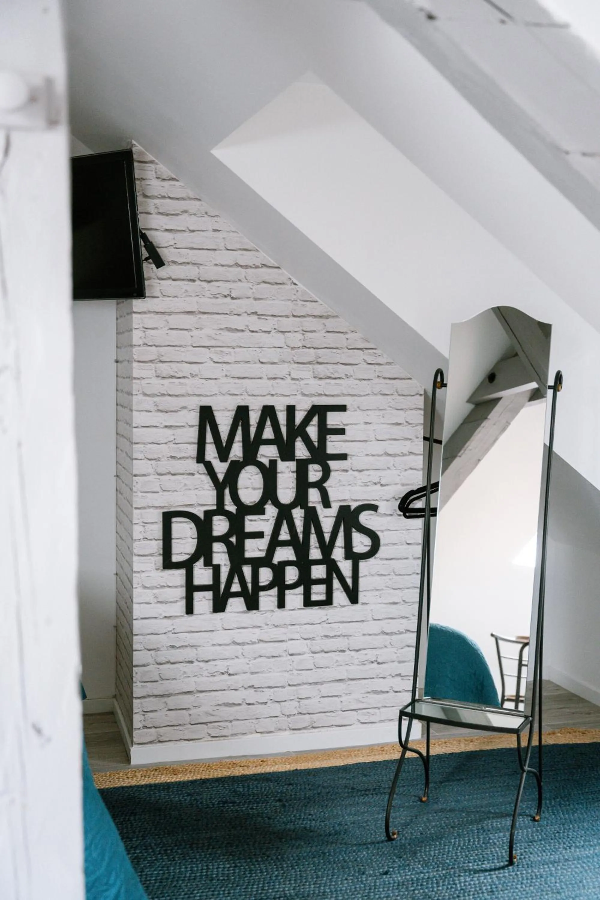 Toilet in Les Glycines de Monchy- Chambres d'hôtes