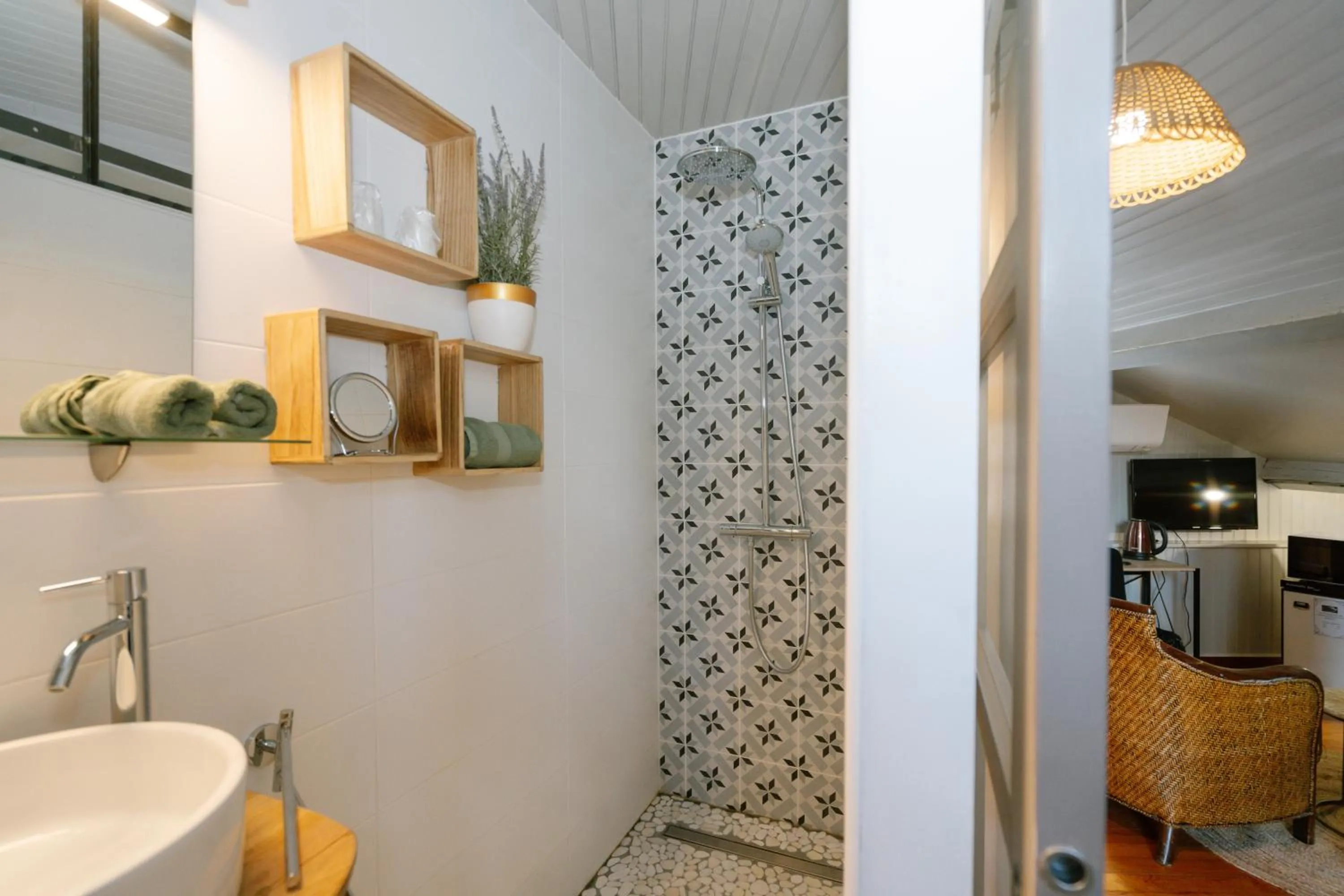 Shower in Les Glycines de Monchy- Chambres d'hôtes