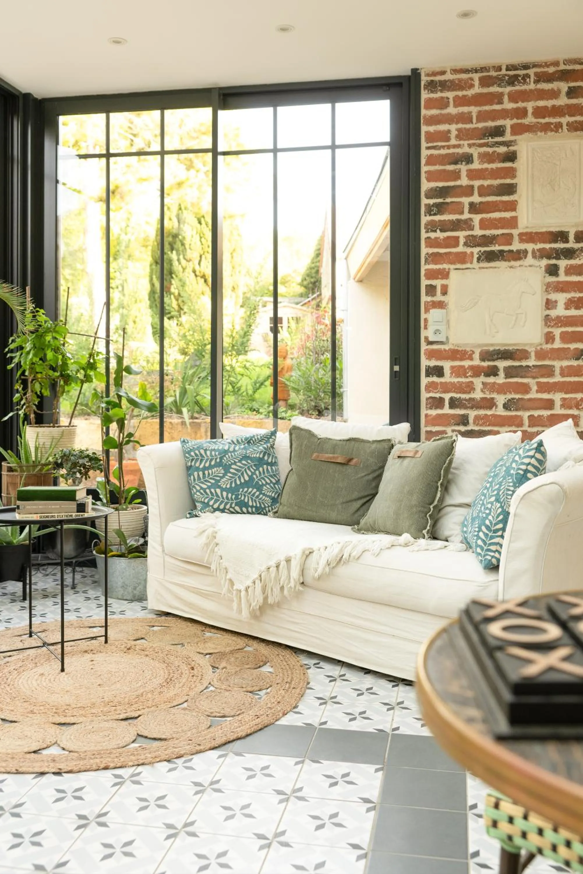 Patio in Les Glycines de Monchy- Chambres d'hôtes