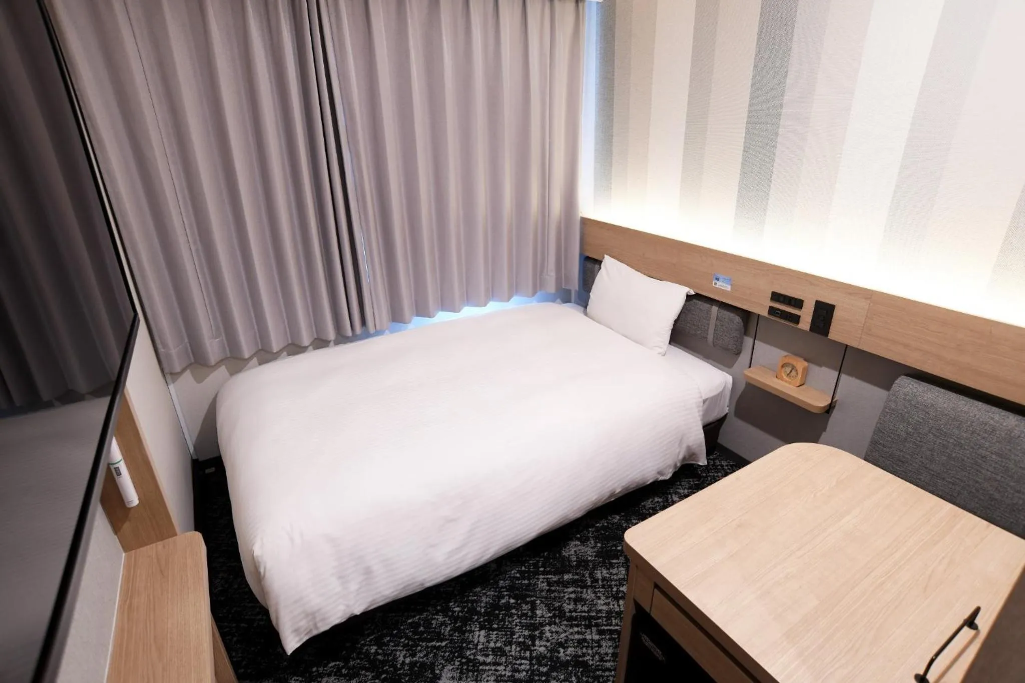 Bed in R&B Hotel Otsuka Eki Kitaguchi - Vacation STAY 40485v