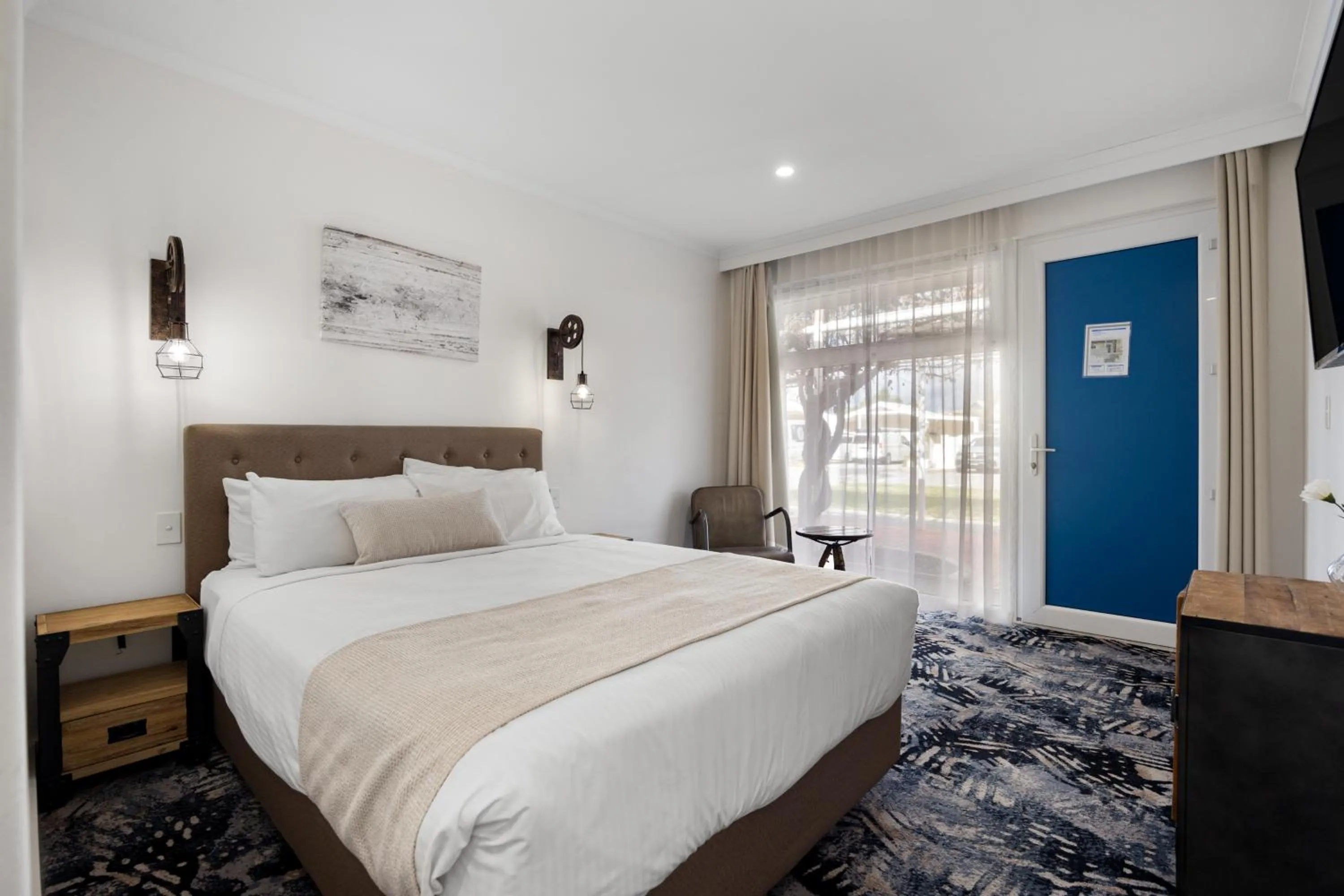 Bed in Best Western Adelaide Airport