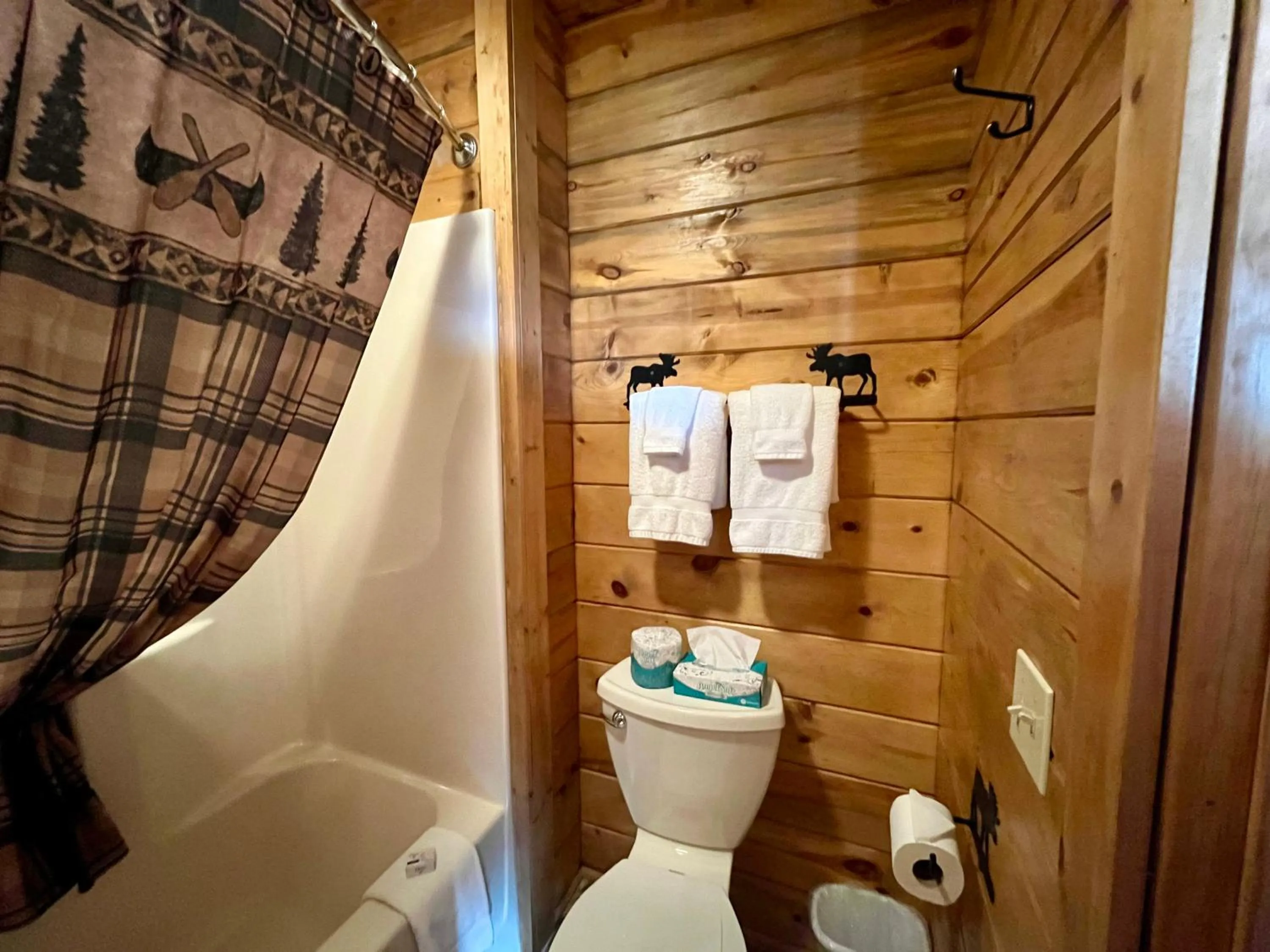 Toilet in Badlands Frontier Cabins