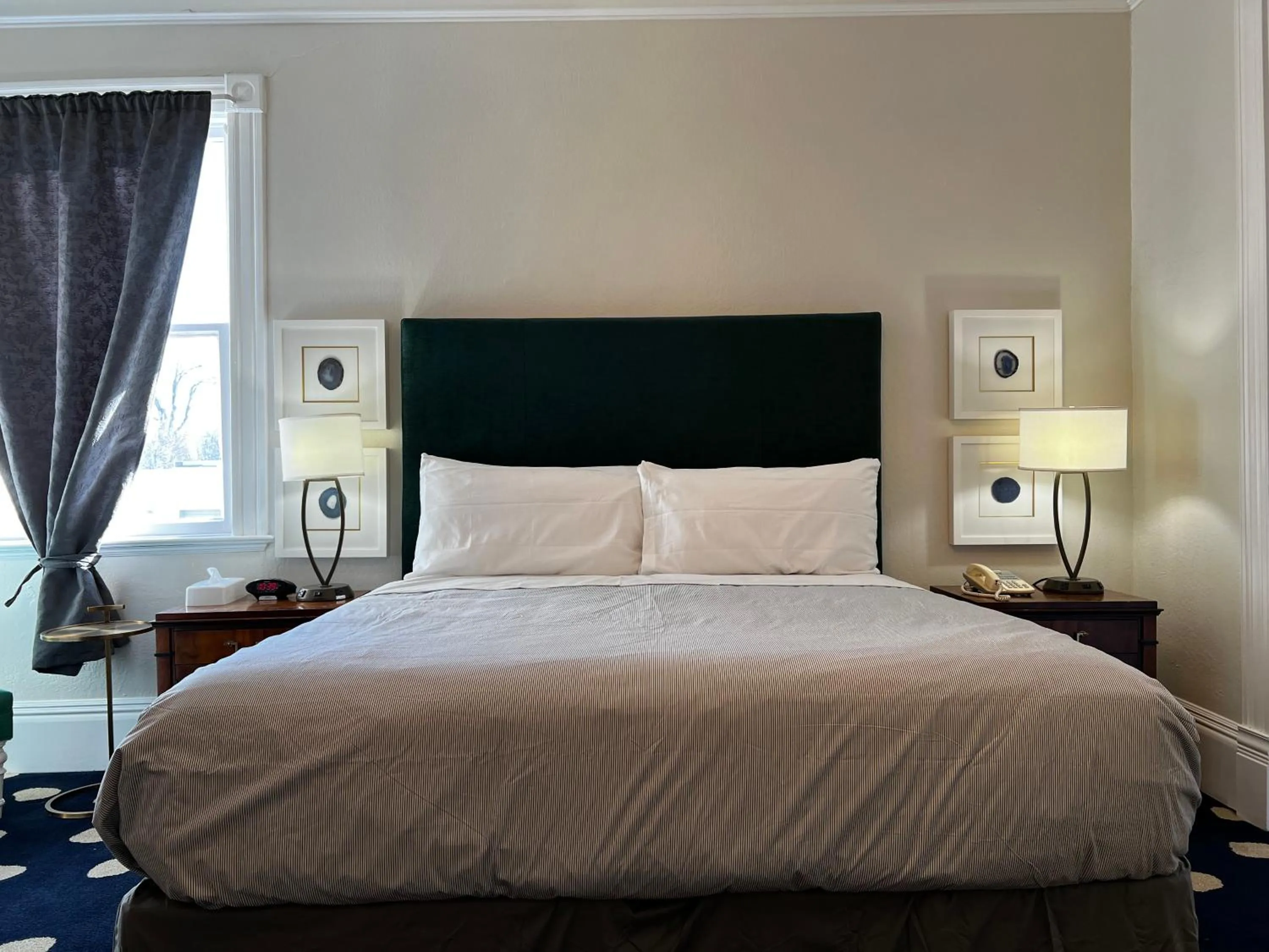 Bed in Sterling Hotel