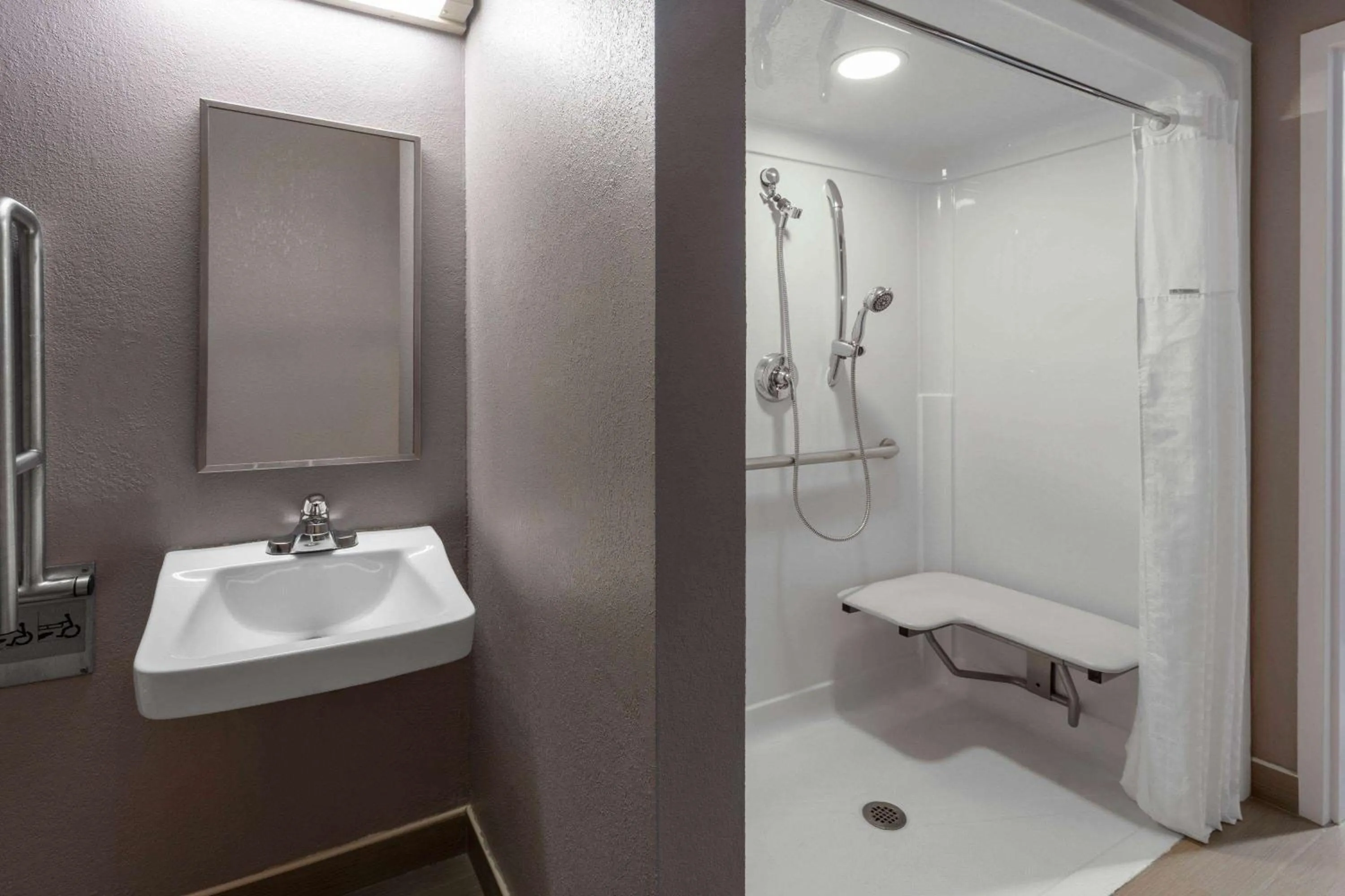 Shower in Microtel Inn & Suites by Wyndham Bethel/Danbury