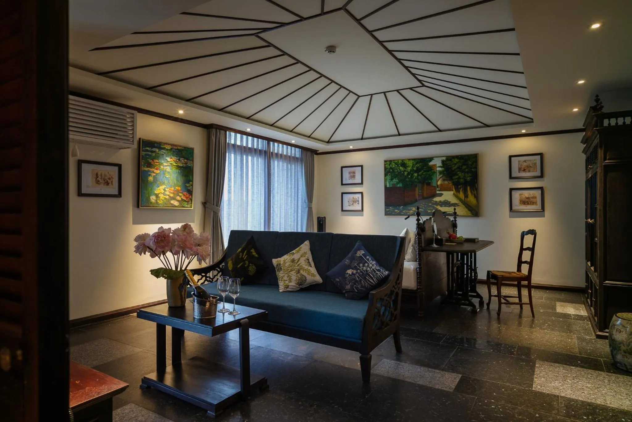 TV and multimedia in Amanaki Thao Dien