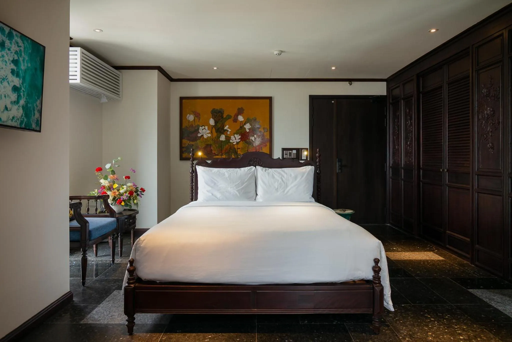 Bedroom, Bed in Amanaki Thao Dien