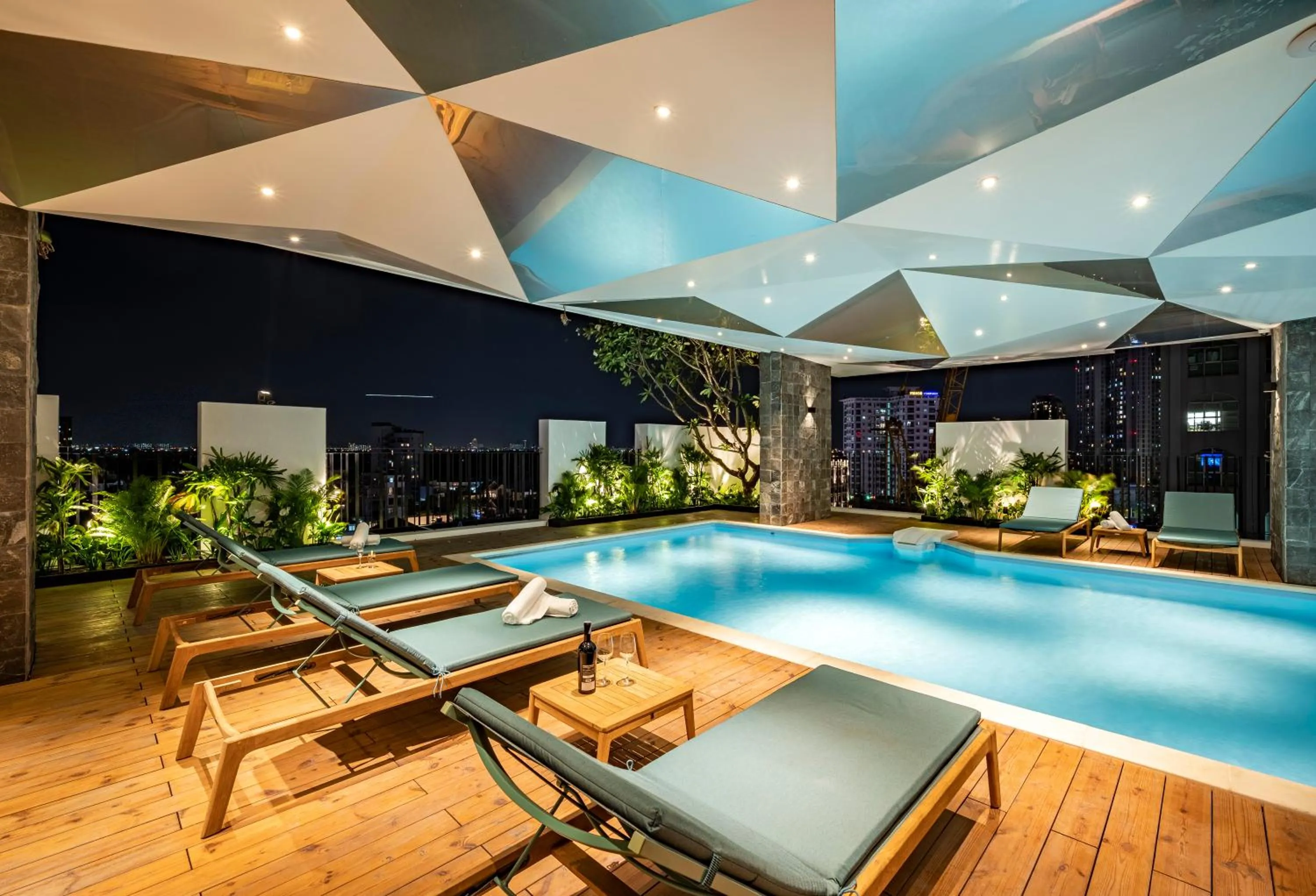 Swimming pool in Amanaki Thao Dien