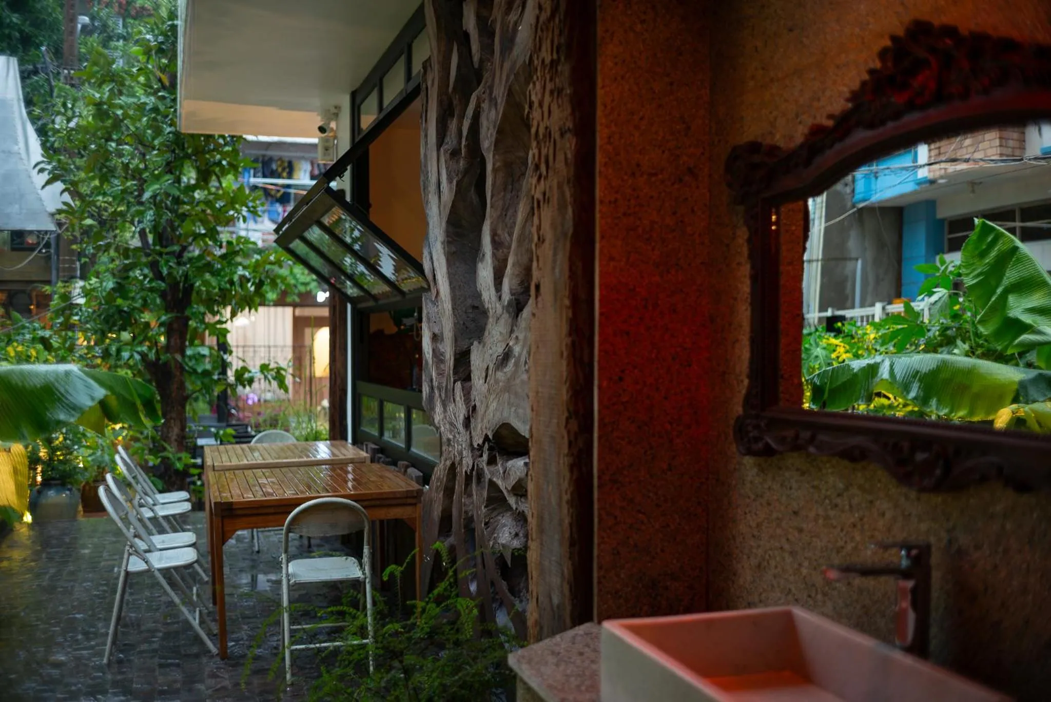 Restaurant/places to eat in Amanaki Thao Dien