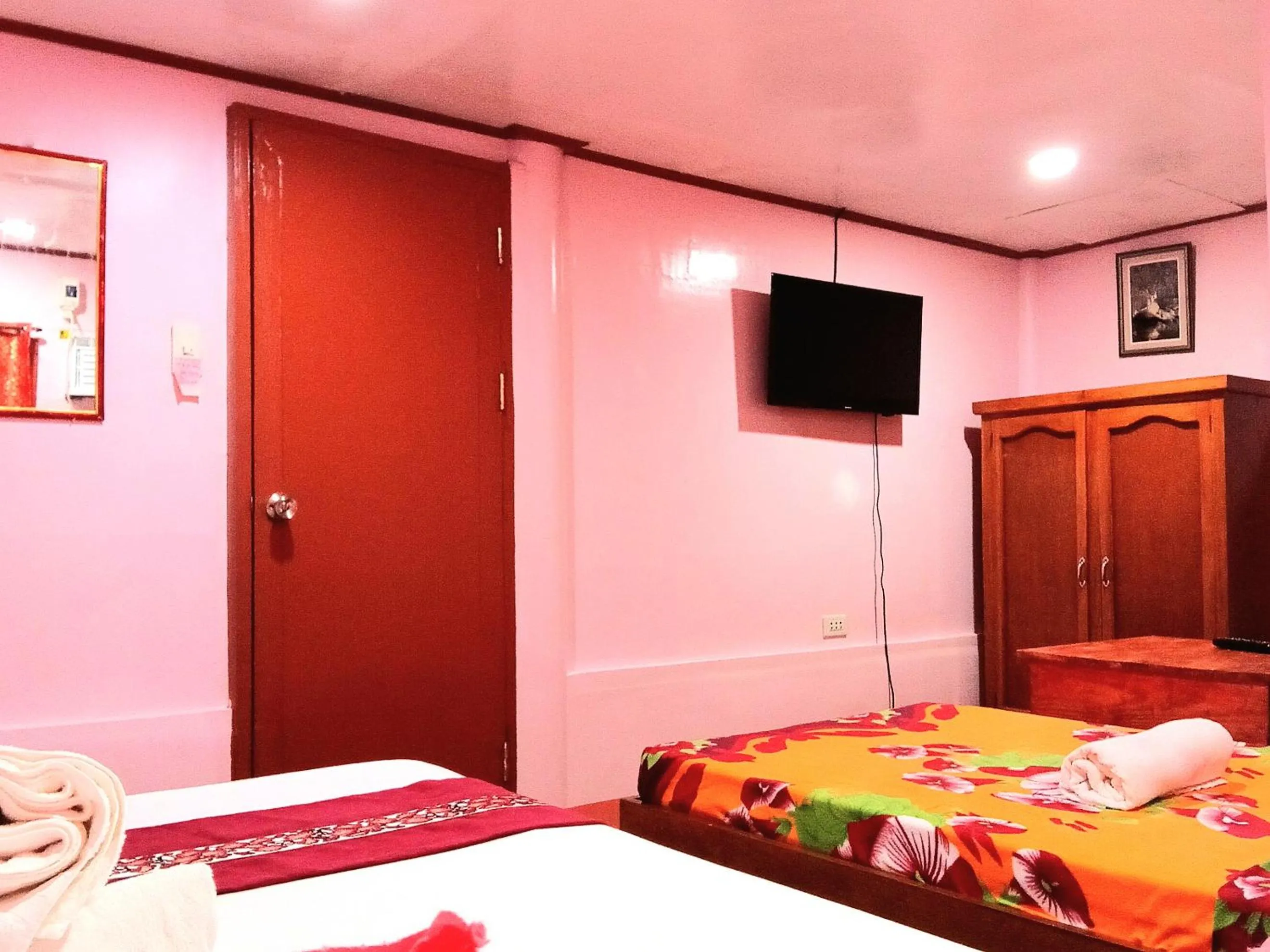 Bed in JayDin Travellers Inn