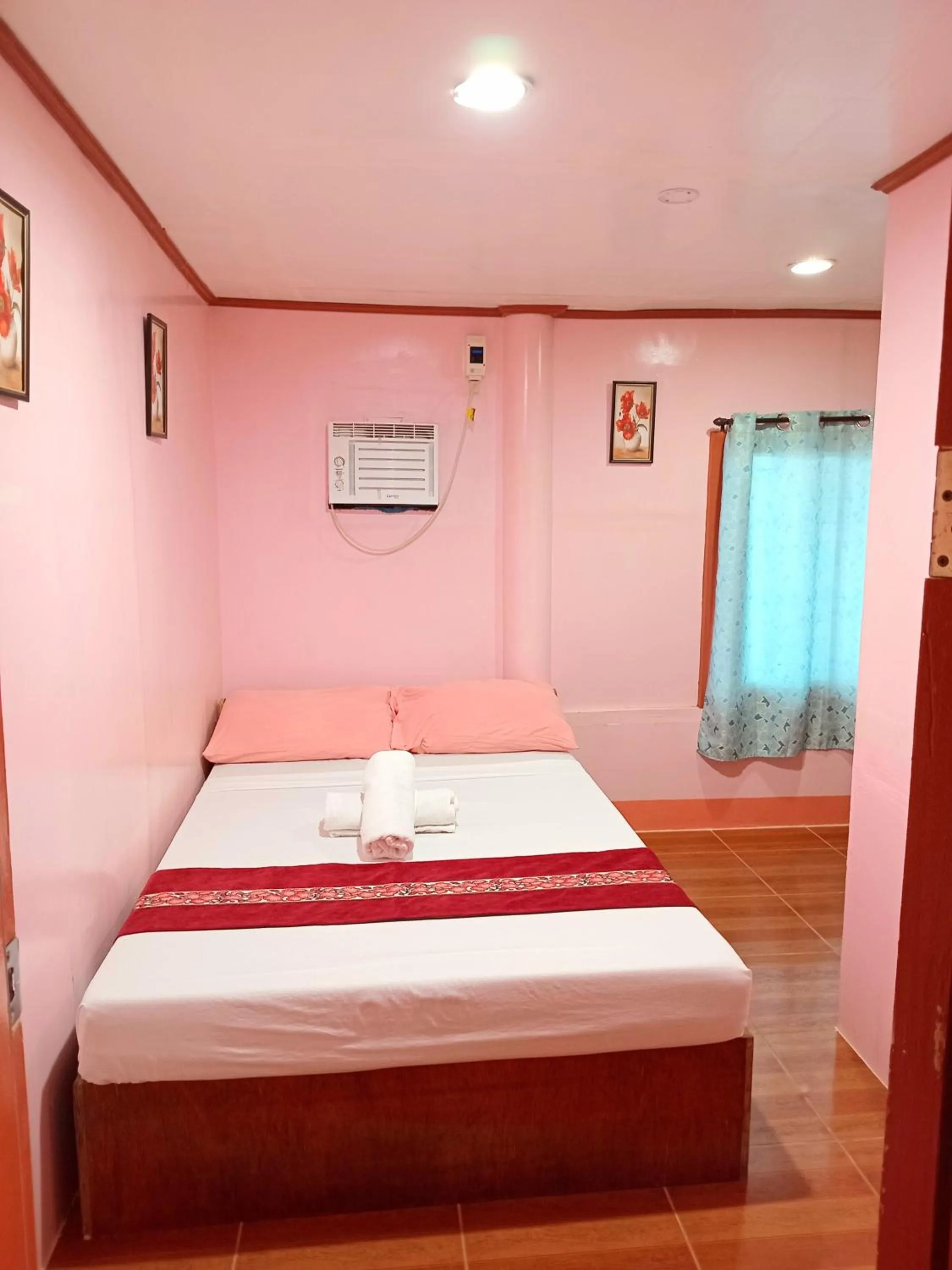 Bed in JayDin Travellers Inn