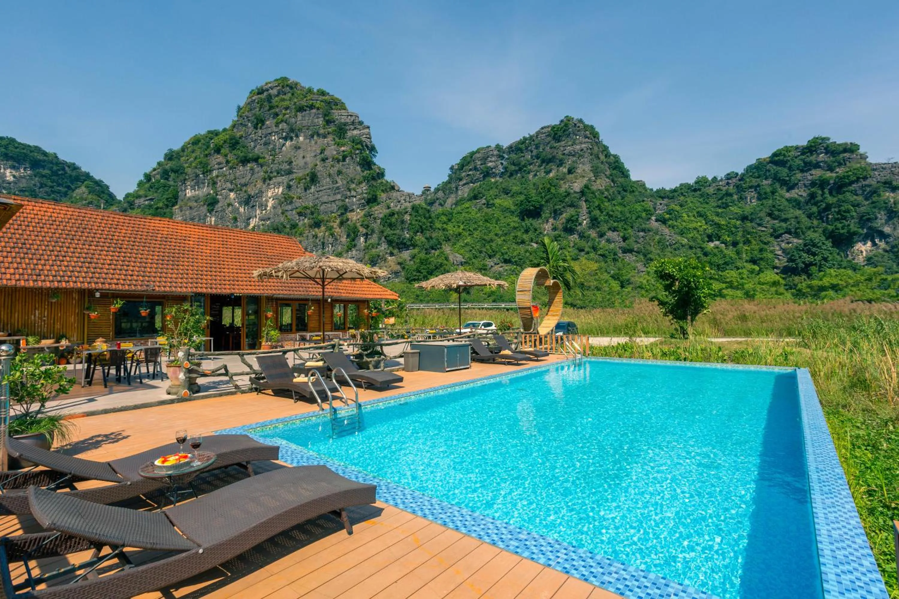 Lotus Field Homestay