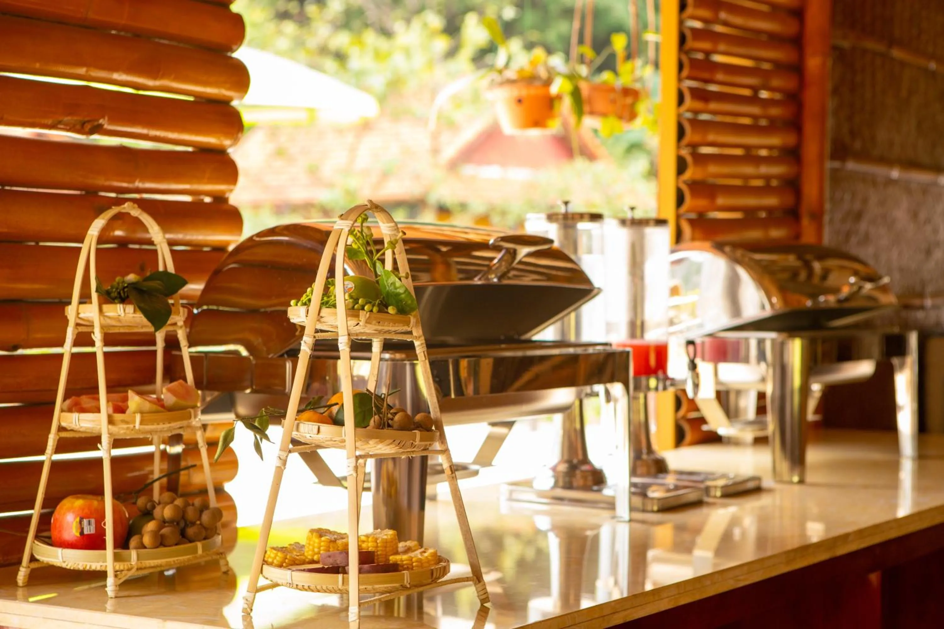 Restaurant/places to eat in Lotus Field Homestay