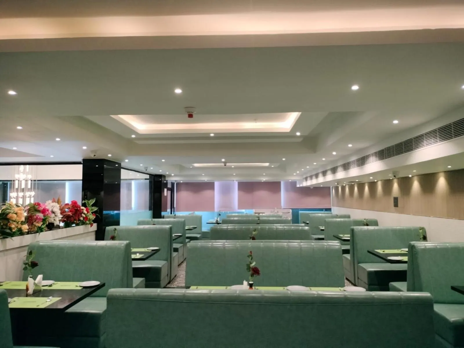 Restaurant/places to eat in Hotel Delphi Grand Hyderabad - Hi-Tech City, Perfect for Business & Comfort